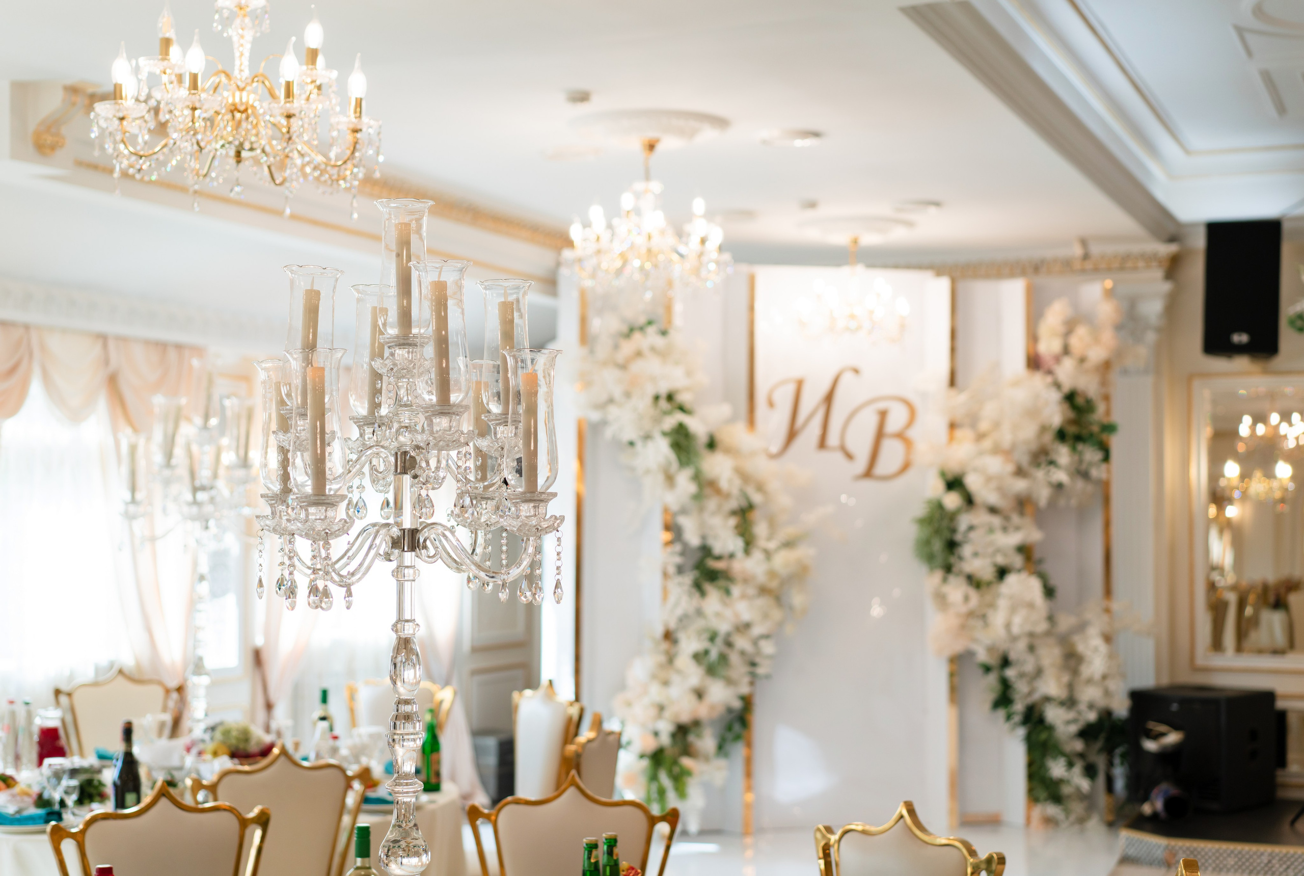 Свадебная фотосессия в Москве. Фотосъёмка в усадьбе Царицыно. Свадебный фотограф Вера Климова