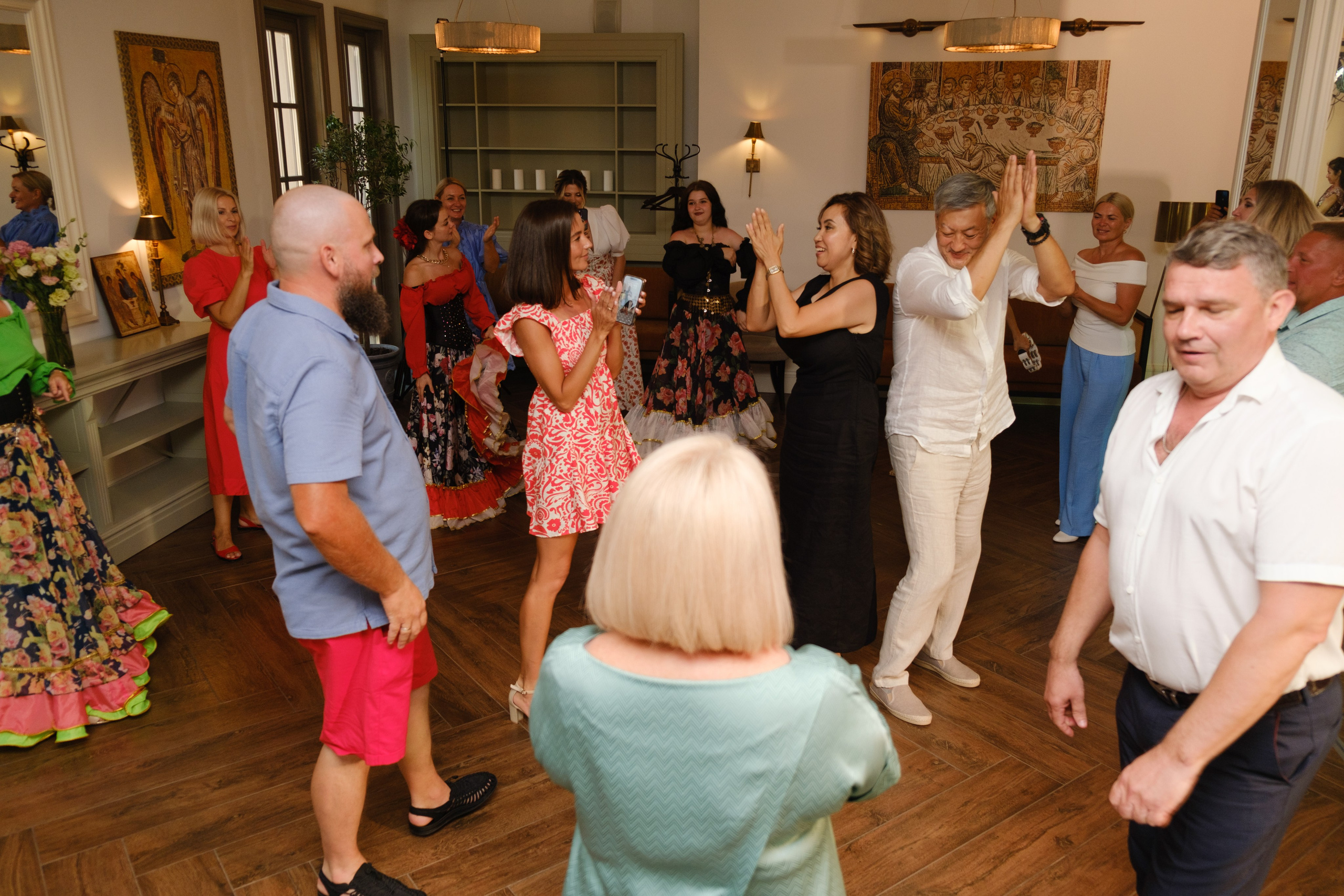 Фотограф на юбилей в Крыму | Съемка дня рождения | Илья Желдак. Профессиональная фотосъемка в Крыму. Натуральные эмоции и живые кадры. Забронируйте дату прямо сейчас!