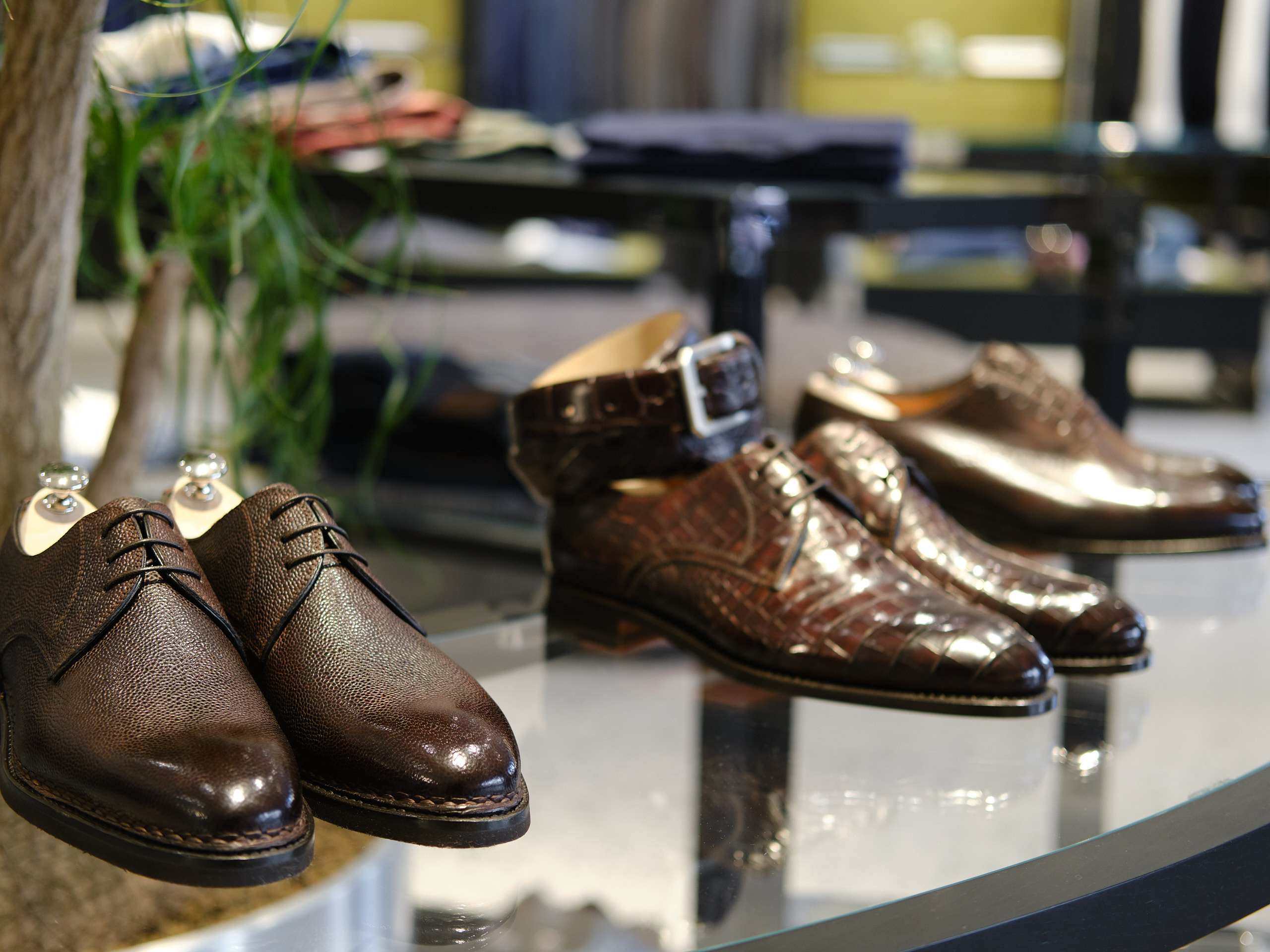 Фотографии луков и витрин Cesare Attolini Moscow весна 2019. Nikolay Samara — Portrait, Lifestyle, Event & Work and Sport Photography in Bratislava