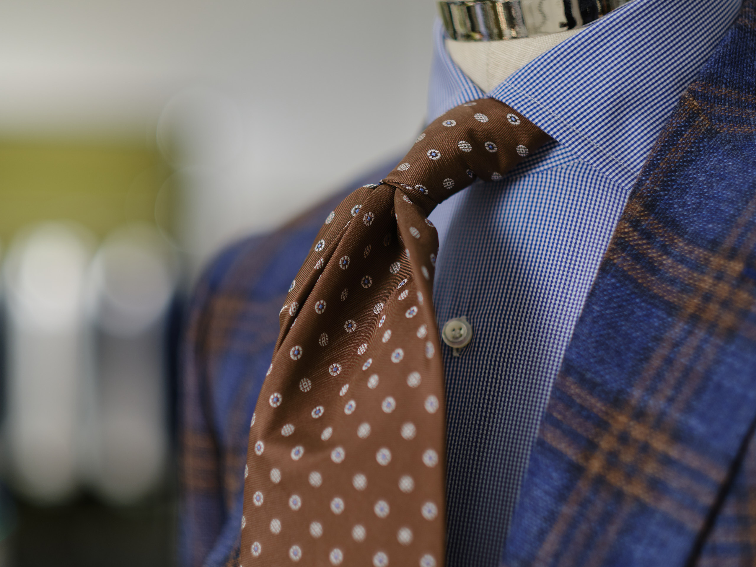 Фотографии луков и витрин Cesare Attolini Moscow весна 2019. Nikolay Samara — Portrait, Lifestyle, Event & Work and Sport Photography in Bratislava