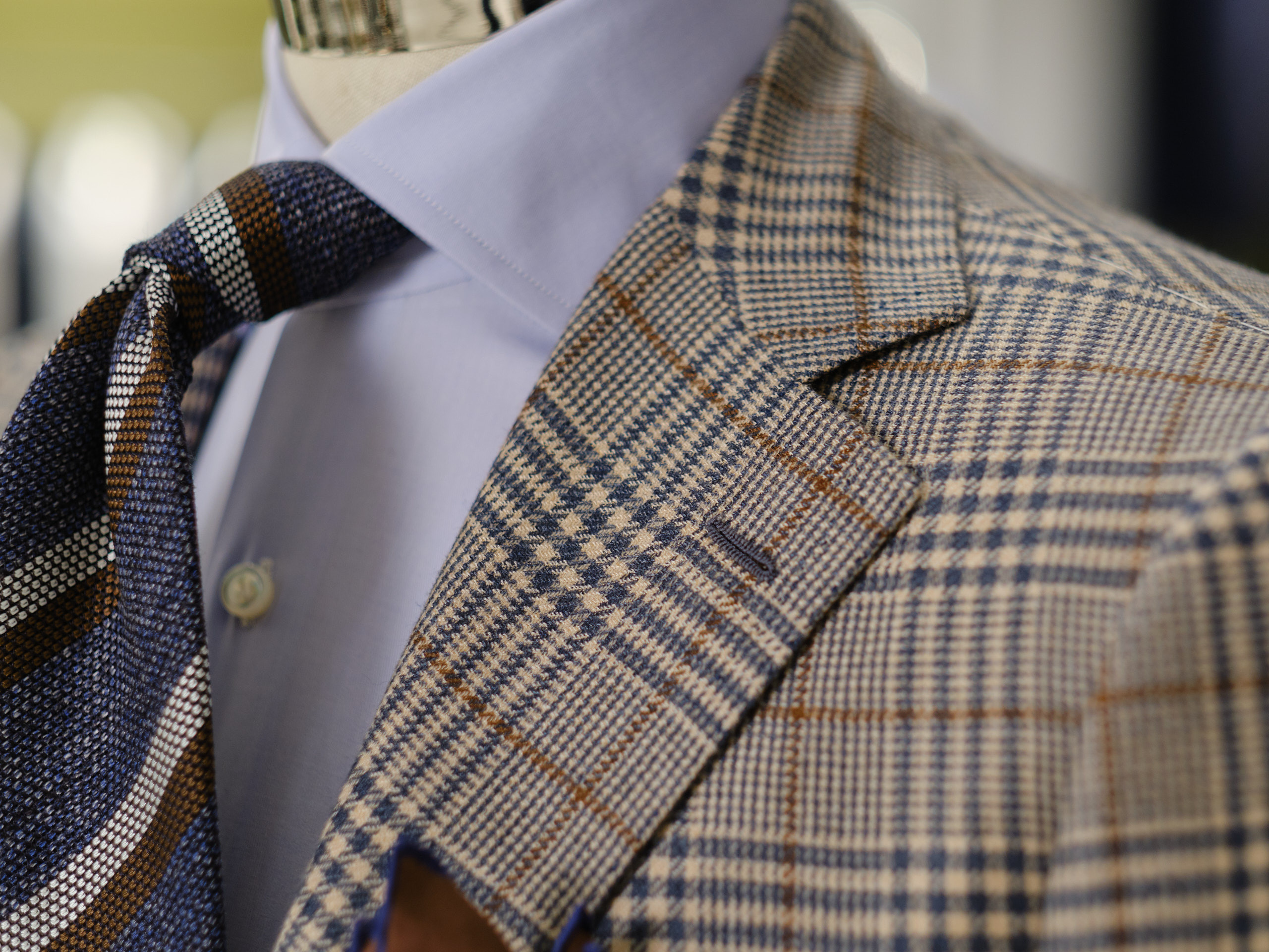 Фотографии луков и витрин Cesare Attolini Moscow весна 2019. Nikolay Samara — Portrait, Lifestyle, Event & Work and Sport Photography in Bratislava