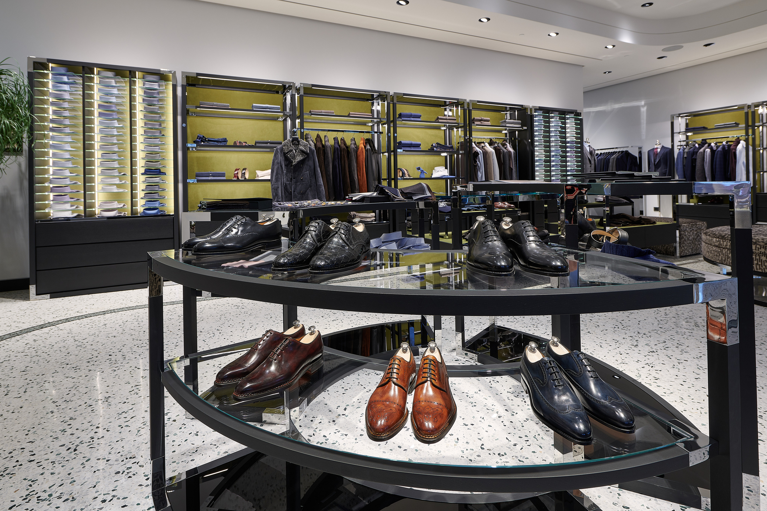 Фотографии интерьеров Cesare Attolini Moscow осень 2018 — осень 2020. Nikolay Samara — Porträt-, Lifestyle-, Event- & Work-and-Sport-Fotografie in Bratislava