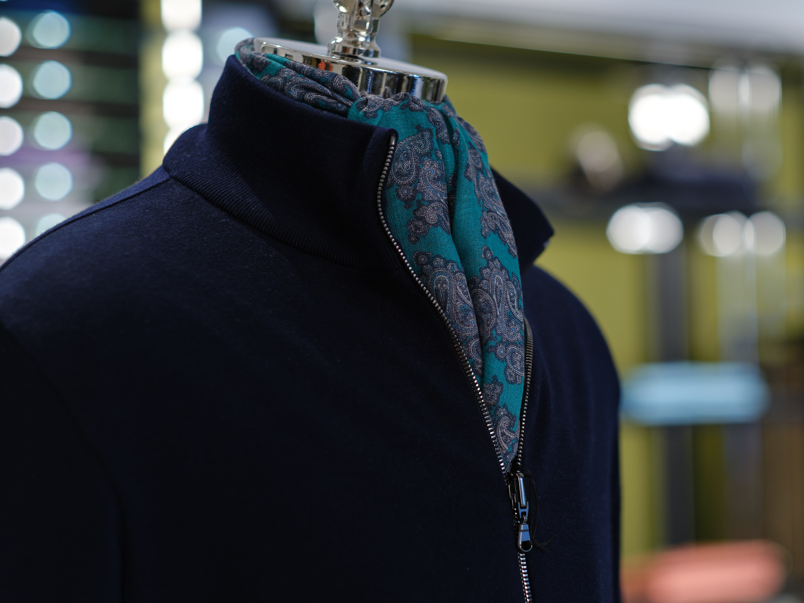 Фотографии луков и витрин Cesare Attolini Moscow весна 2019. Nikolay Samara — Portrait, Lifestyle, Event & Work and Sport Photography in Bratislava