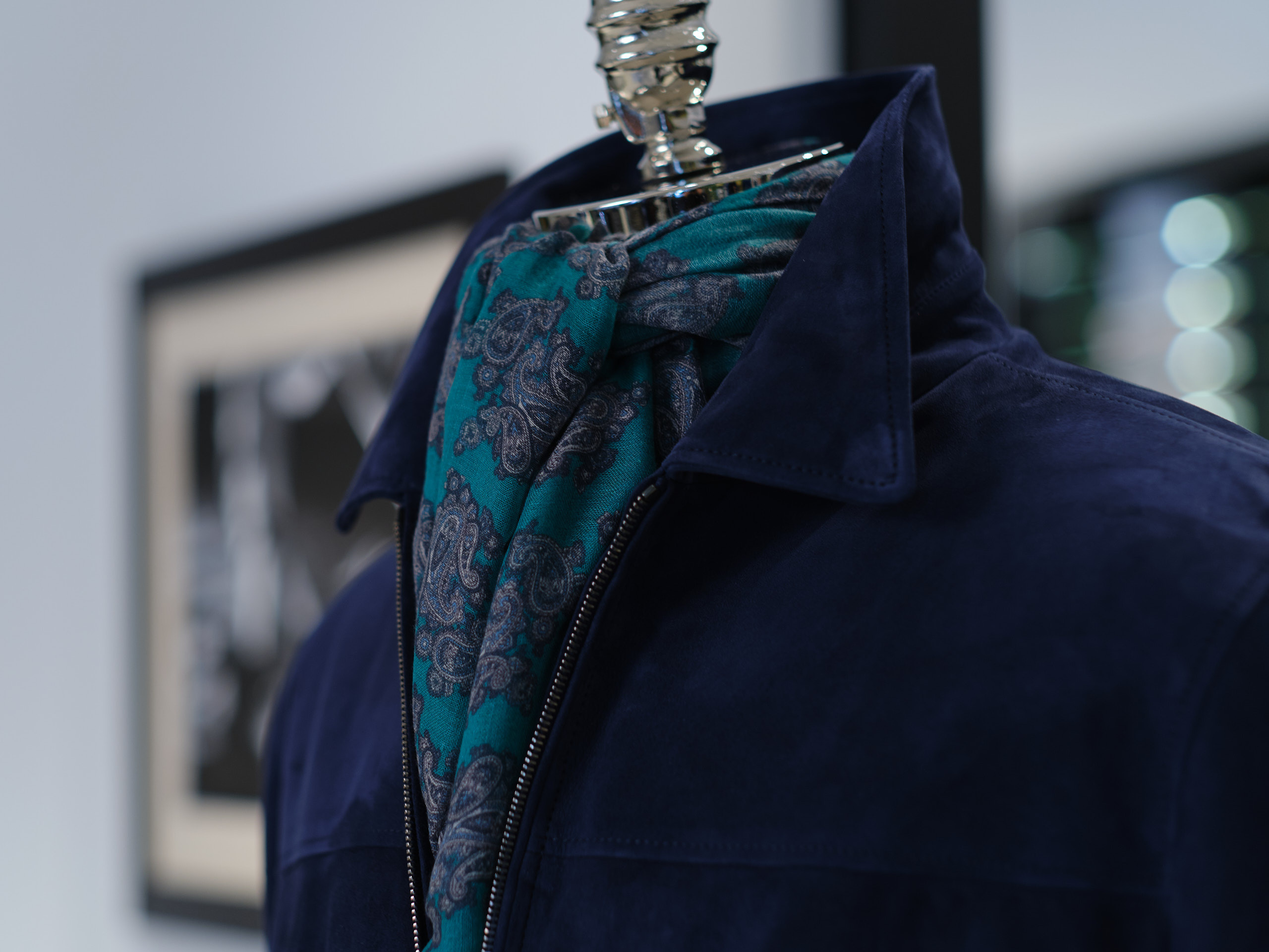 Фотографии луков и витрин Cesare Attolini Moscow весна 2019. Nikolay Samara — Portrait, Lifestyle, Event & Work and Sport Photography in Bratislava