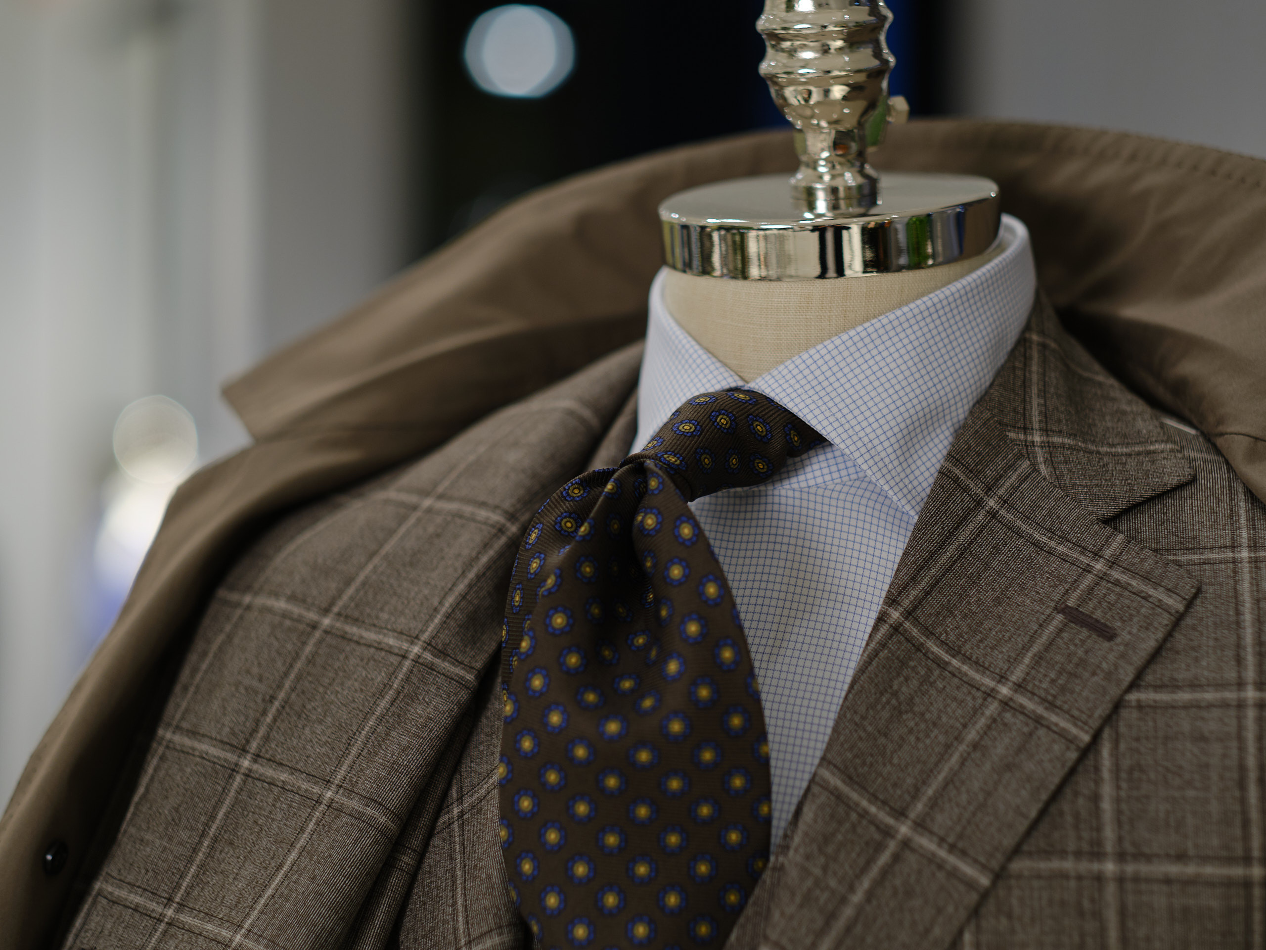 Фотографии луков и витрин Cesare Attolini Moscow весна 2019. Nikolay Samara — Portrait, Lifestyle, Event & Work and Sport Photography in Bratislava