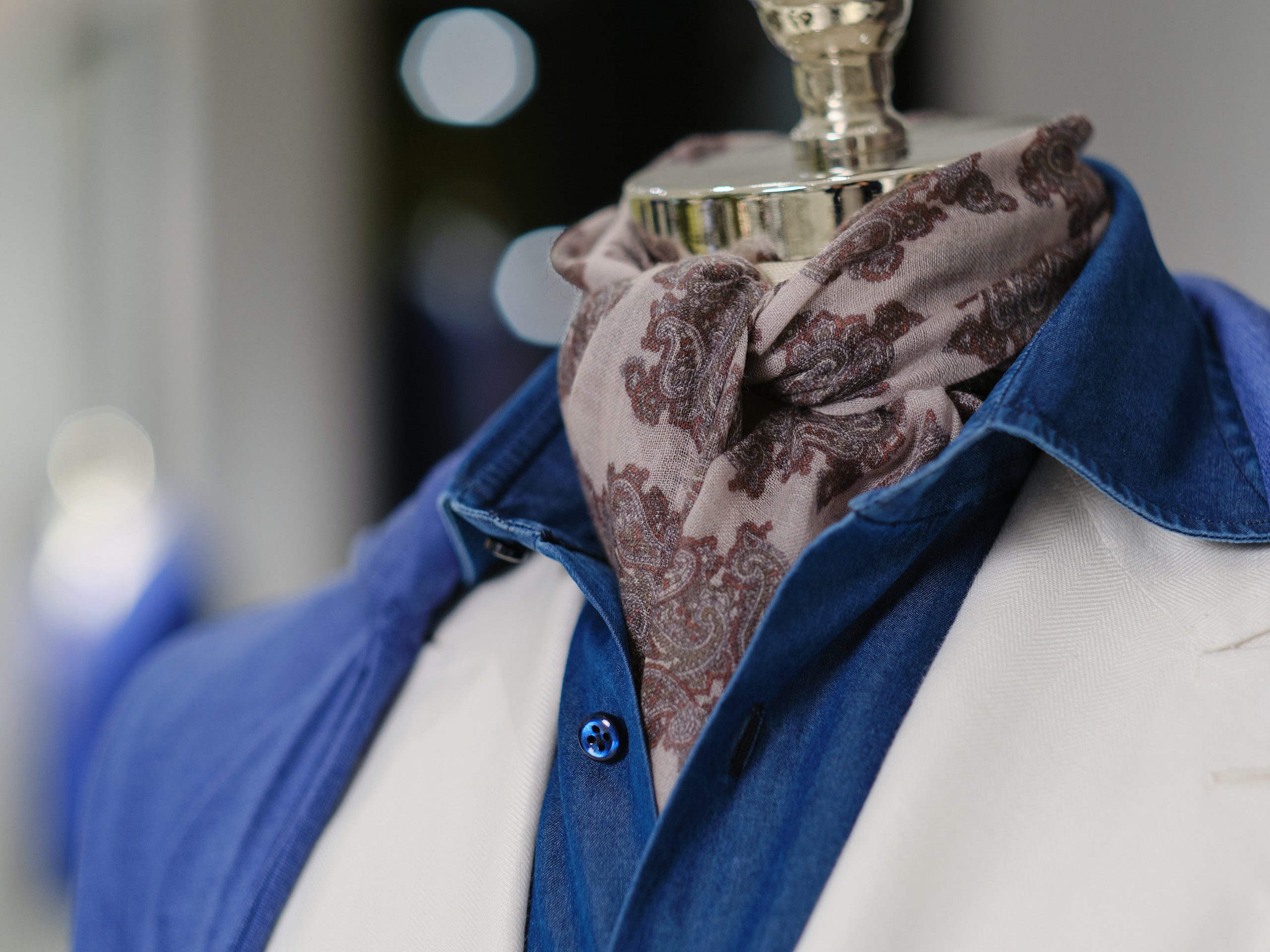 Фотографии луков и витрин Cesare Attolini Moscow весна 2019. Nikolay Samara — Portrait, Lifestyle, Event & Work and Sport Photography in Bratislava