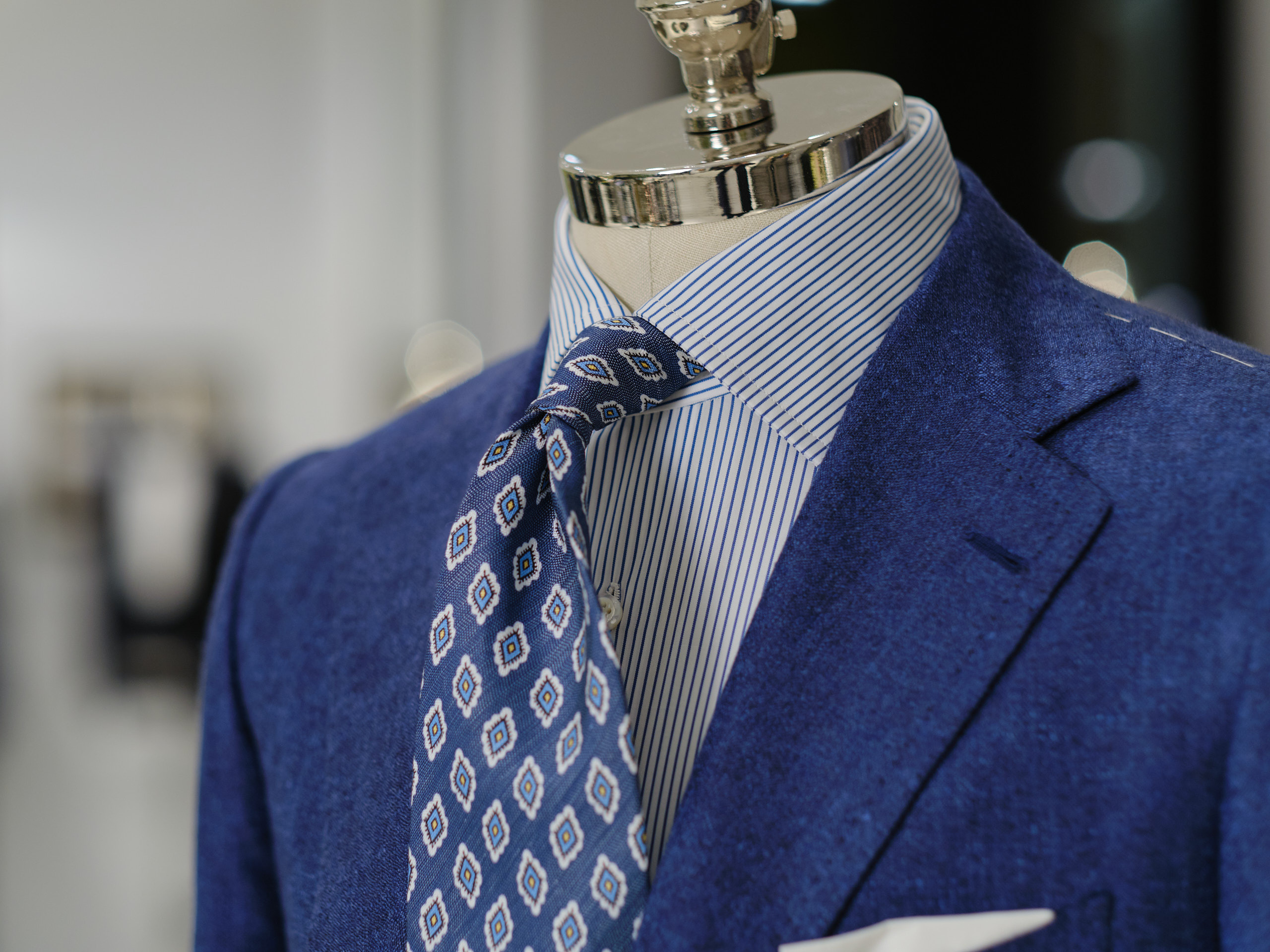 Фотографии луков и витрин Cesare Attolini Moscow весна 2019. Nikolay Samara — Portrait, Lifestyle, Event & Work and Sport Photography in Bratislava