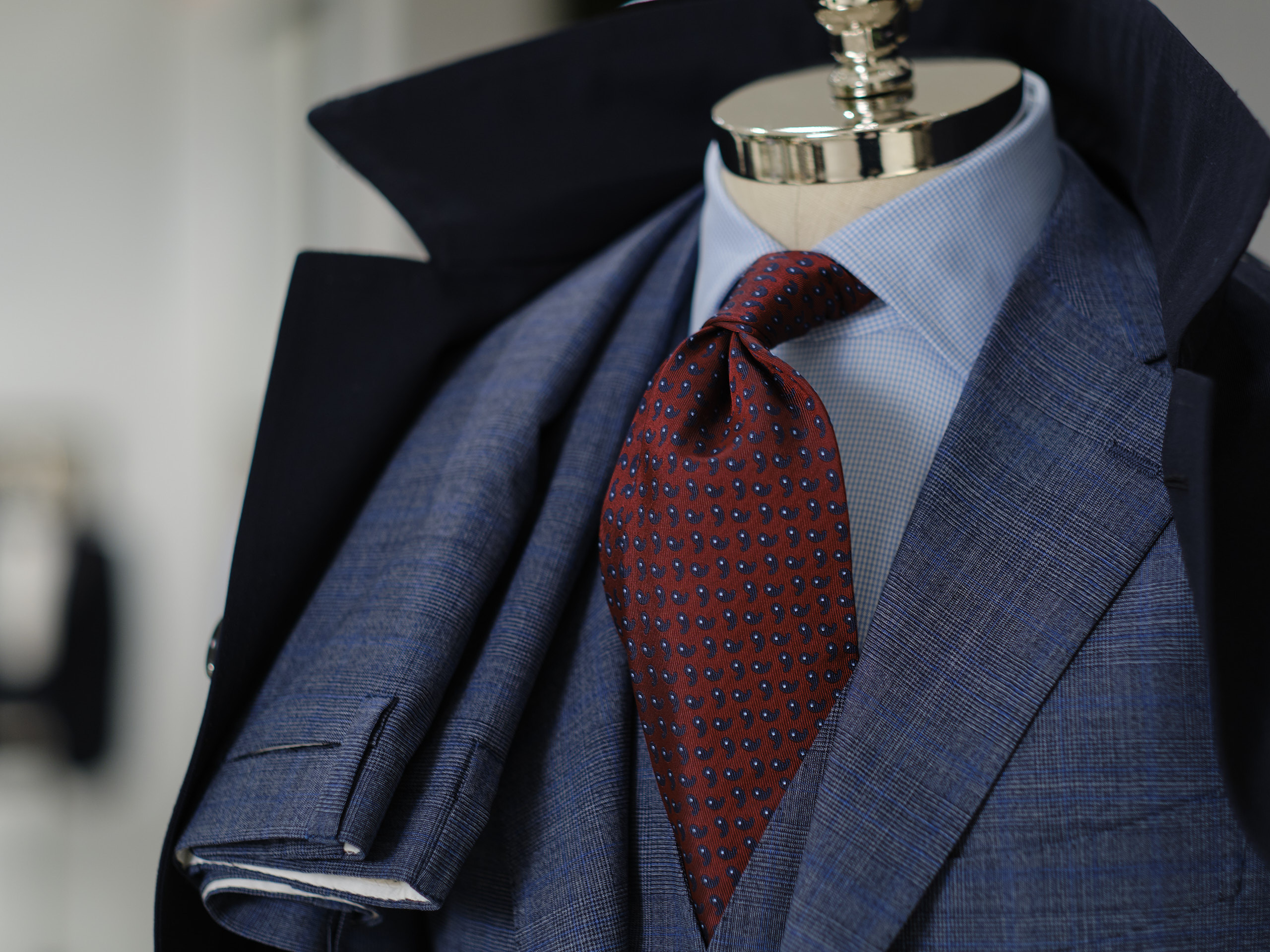 Фотографии луков и витрин Cesare Attolini Moscow весна 2019. Nikolay Samara — Portrait, Lifestyle, Event & Work and Sport Photography in Bratislava