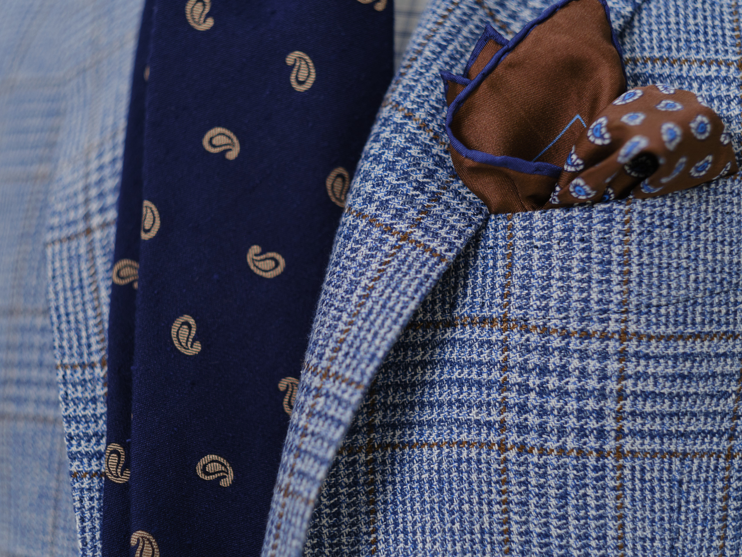 Фотографии луков и витрин Cesare Attolini Moscow весна 2019. Nikolay Samara — Portrait, Lifestyle, Event & Work and Sport Photography in Bratislava