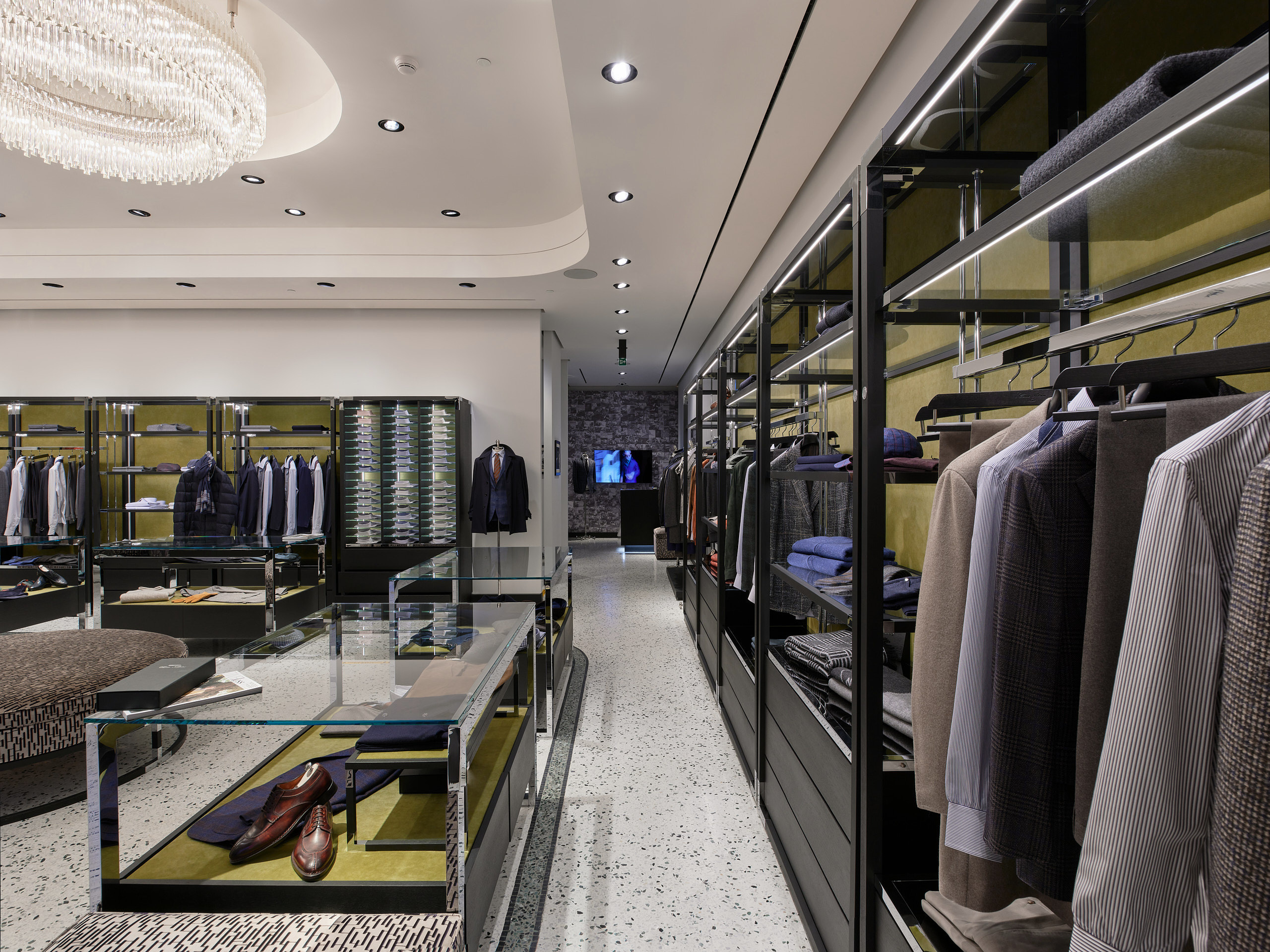 Фотографии интерьеров Cesare Attolini Moscow осень 2018 — осень 2020. Nikolay Samara — Porträt-, Lifestyle-, Event- & Work-and-Sport-Fotografie in Bratislava