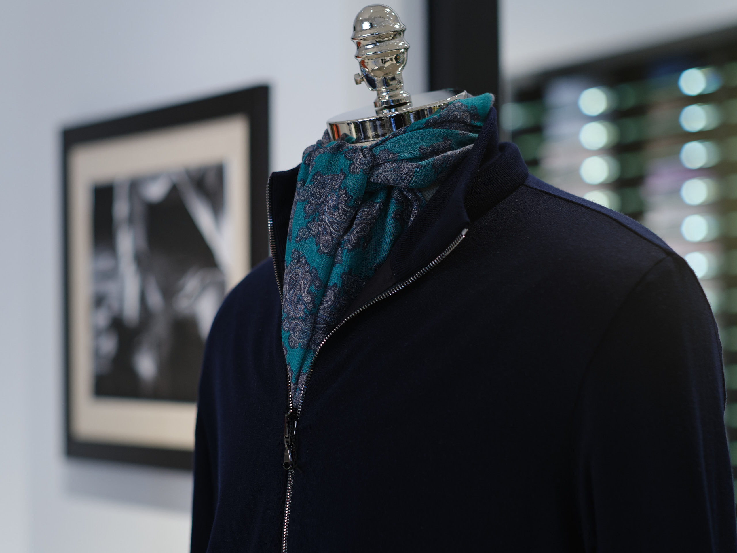 Фотографии луков и витрин Cesare Attolini Moscow весна 2019. Nikolay Samara — Portrait, Lifestyle, Event & Work and Sport Photography in Bratislava