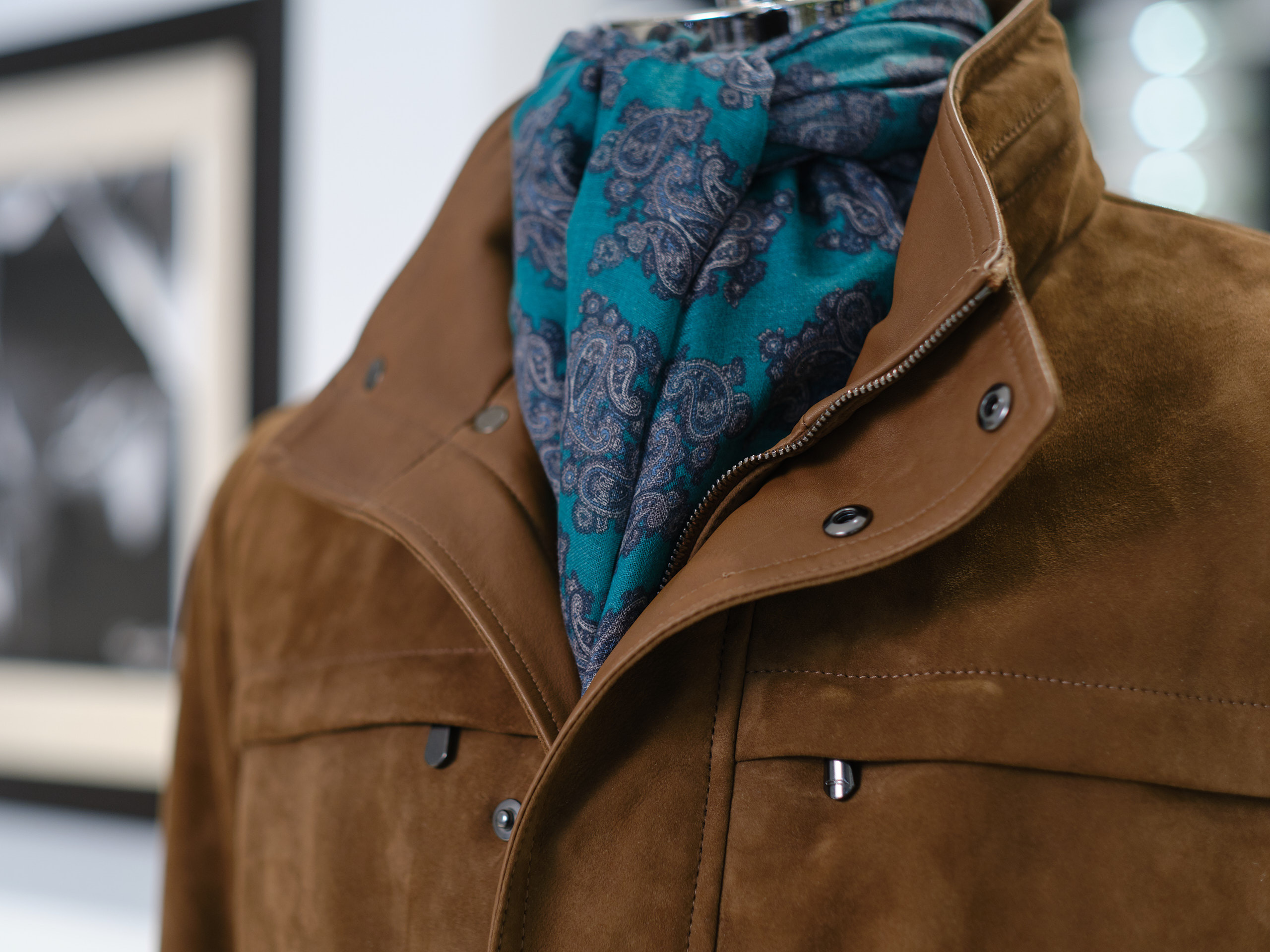 Фотографии луков и витрин Cesare Attolini Moscow весна 2019. Nikolay Samara — Portrait, Lifestyle, Event & Work and Sport Photography in Bratislava