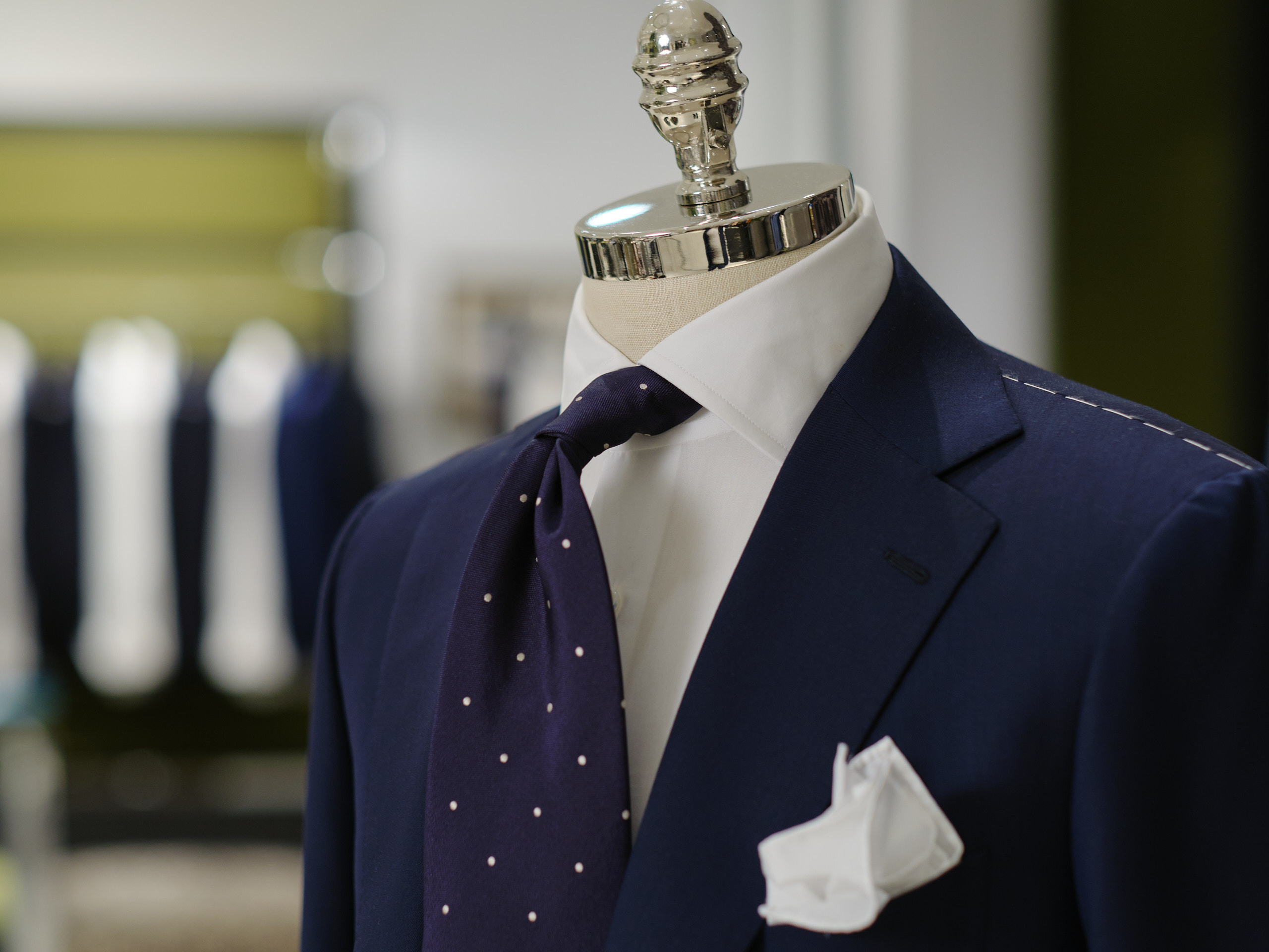 Фотографии луков и витрин Cesare Attolini Moscow весна 2019. Nikolay Samara — Portrait, Lifestyle, Event & Work and Sport Photography in Bratislava