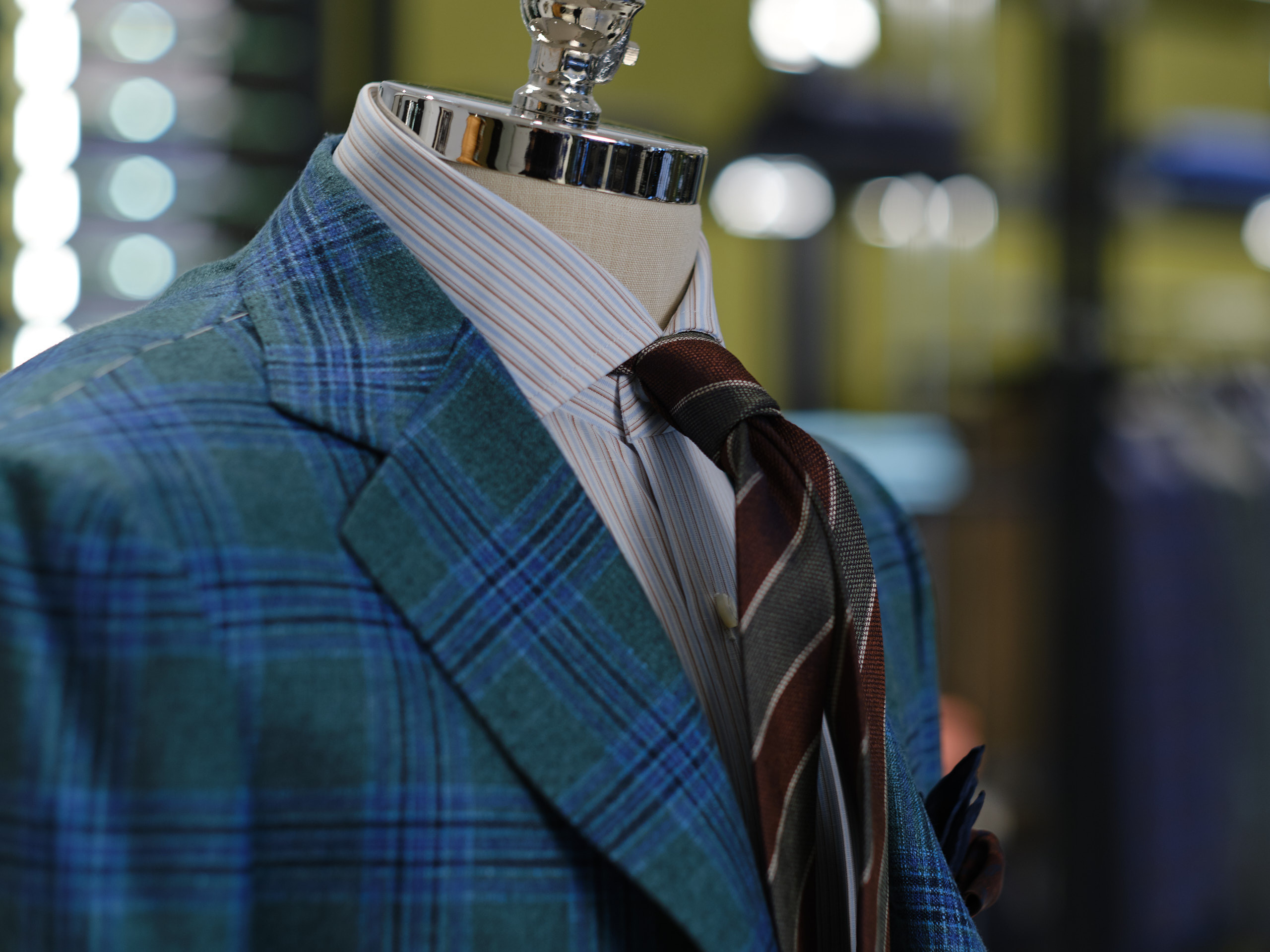 Фотографии луков и витрин Cesare Attolini Moscow весна 2019. Nikolay Samara — Portrait, Lifestyle, Event & Work and Sport Photography in Bratislava