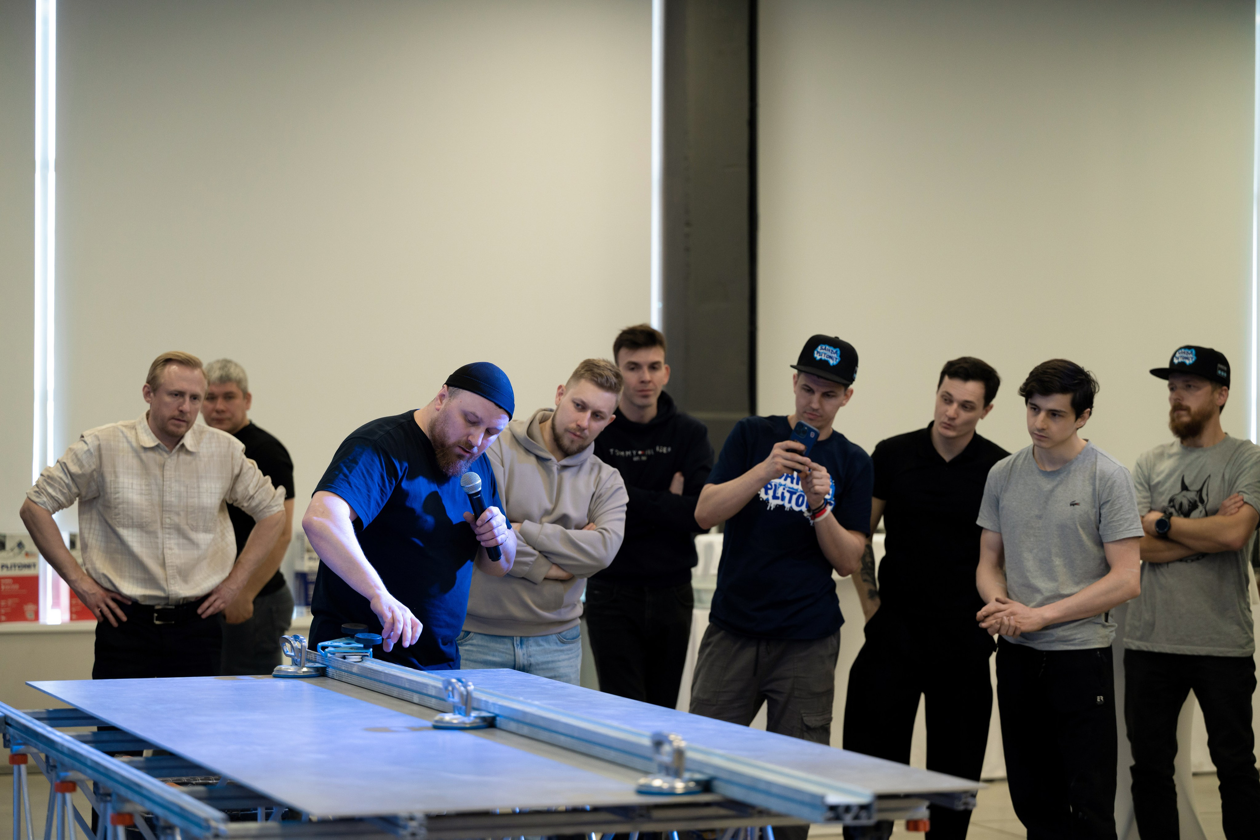 Форум от компании строительных материалов «Plitonit». Репортажный фотограф