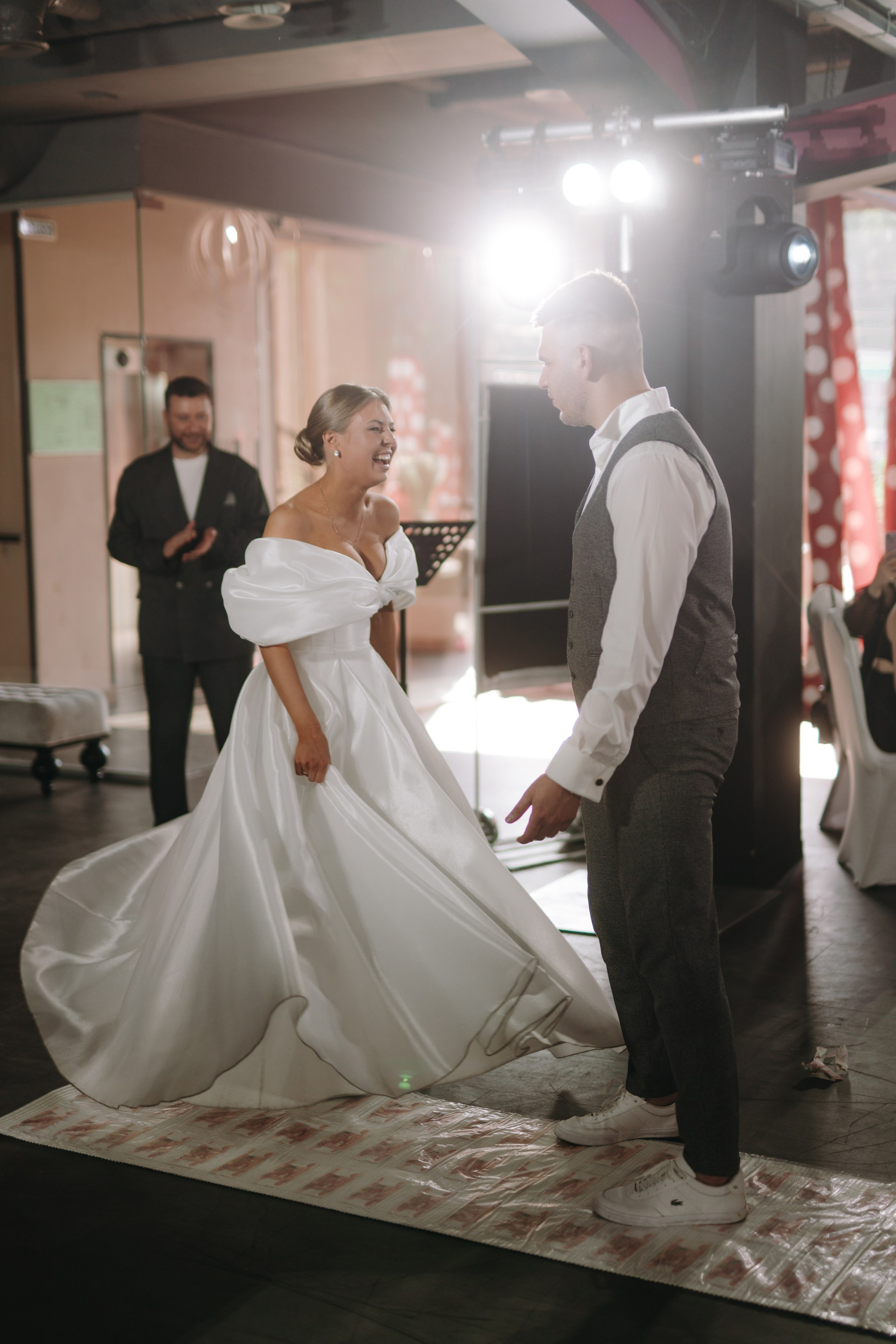 ВЕДУЩИЙ АНДРЕЙ ОГНЕВ, ВИДЕОГРАФ ЭМИЛЬ ВАГАПОВ, БАНКЕТНЫЙ ЗАЛ ВЫСОТА