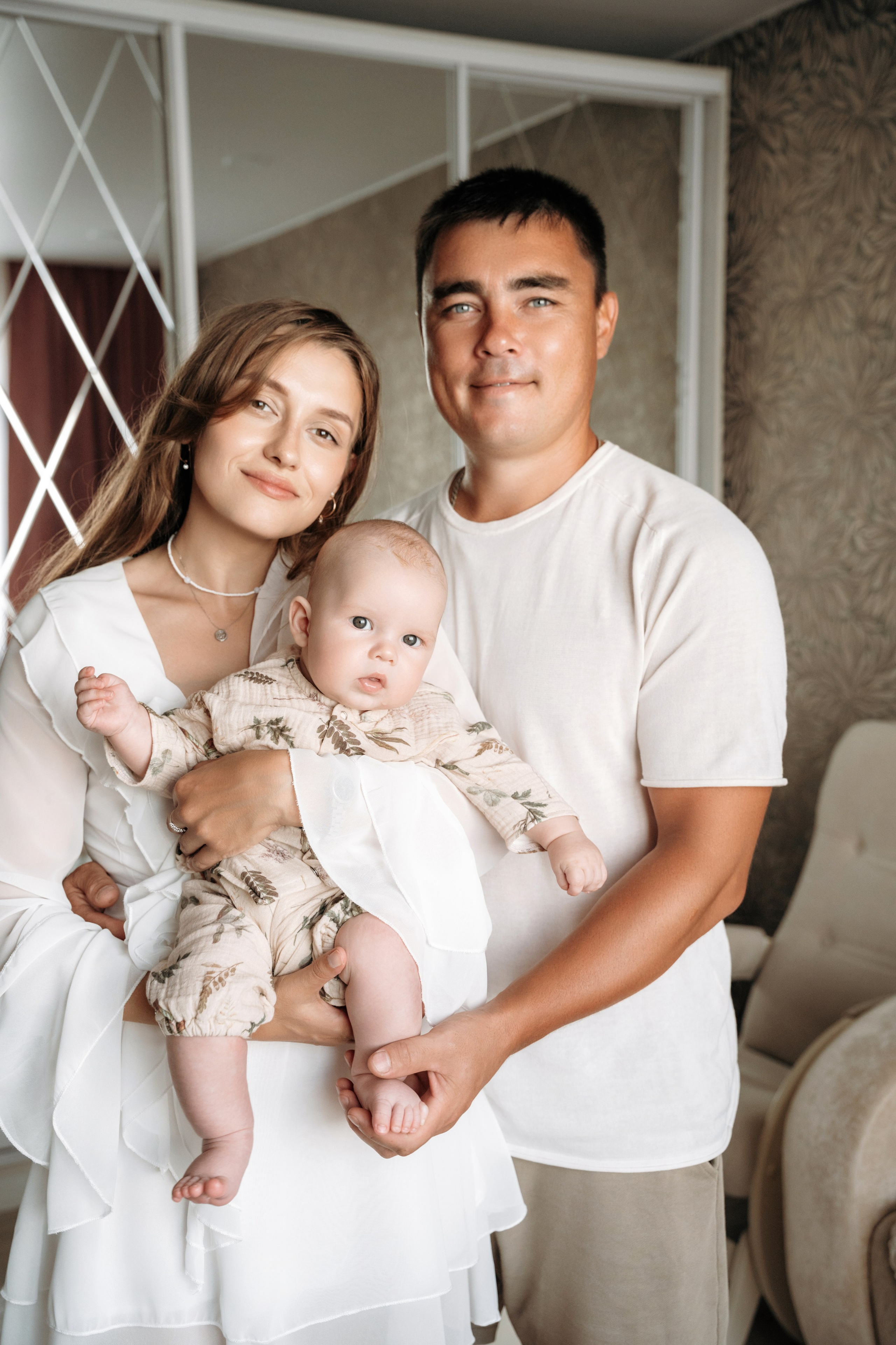 Семья дома. Семейный и свадебный фотограф в Ульяновске Арина Авдеева