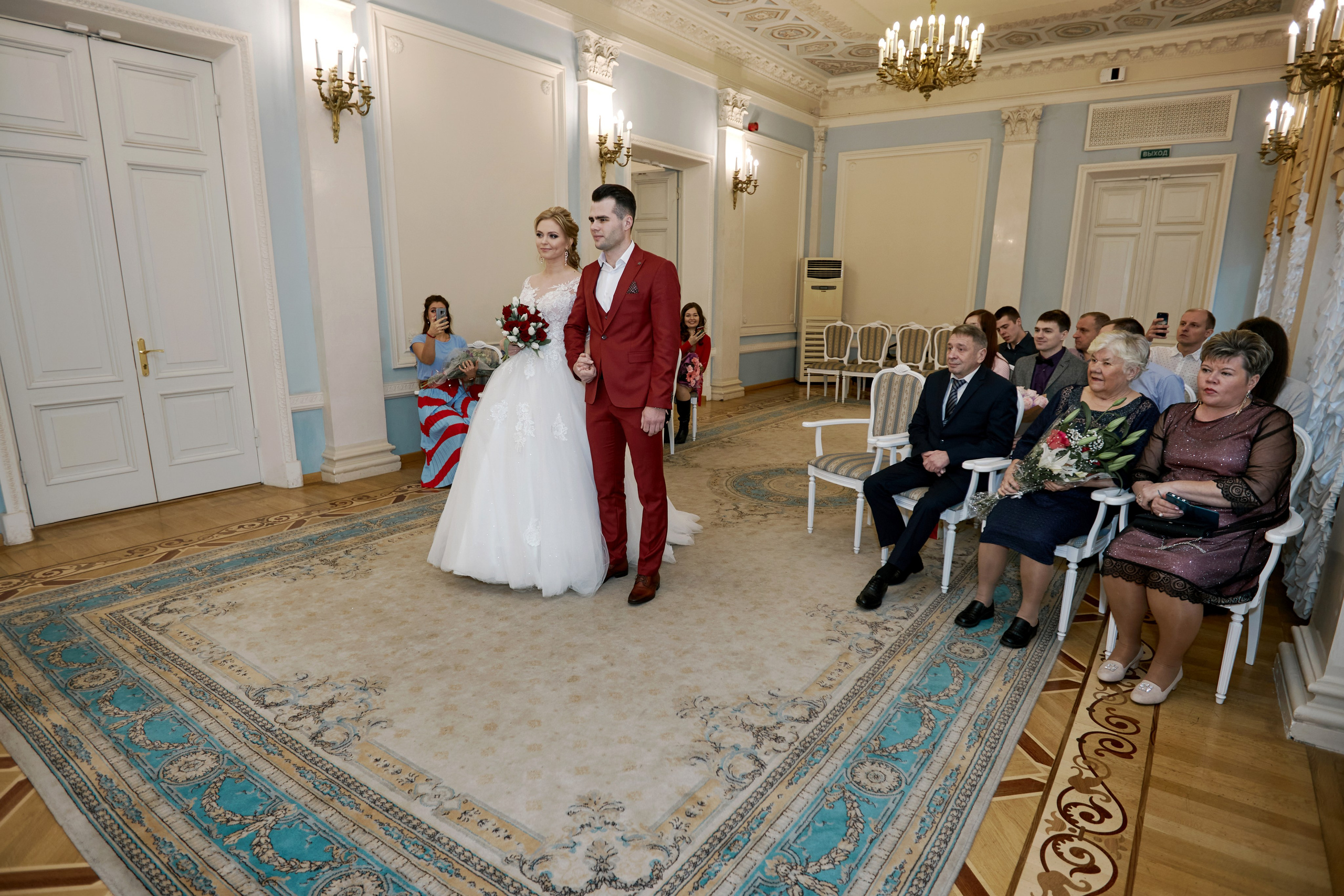 Свадьба Кировский ЗАГС и Дом Ученых. Фотограф в Санкт-Петербурге Знаменская Ирина