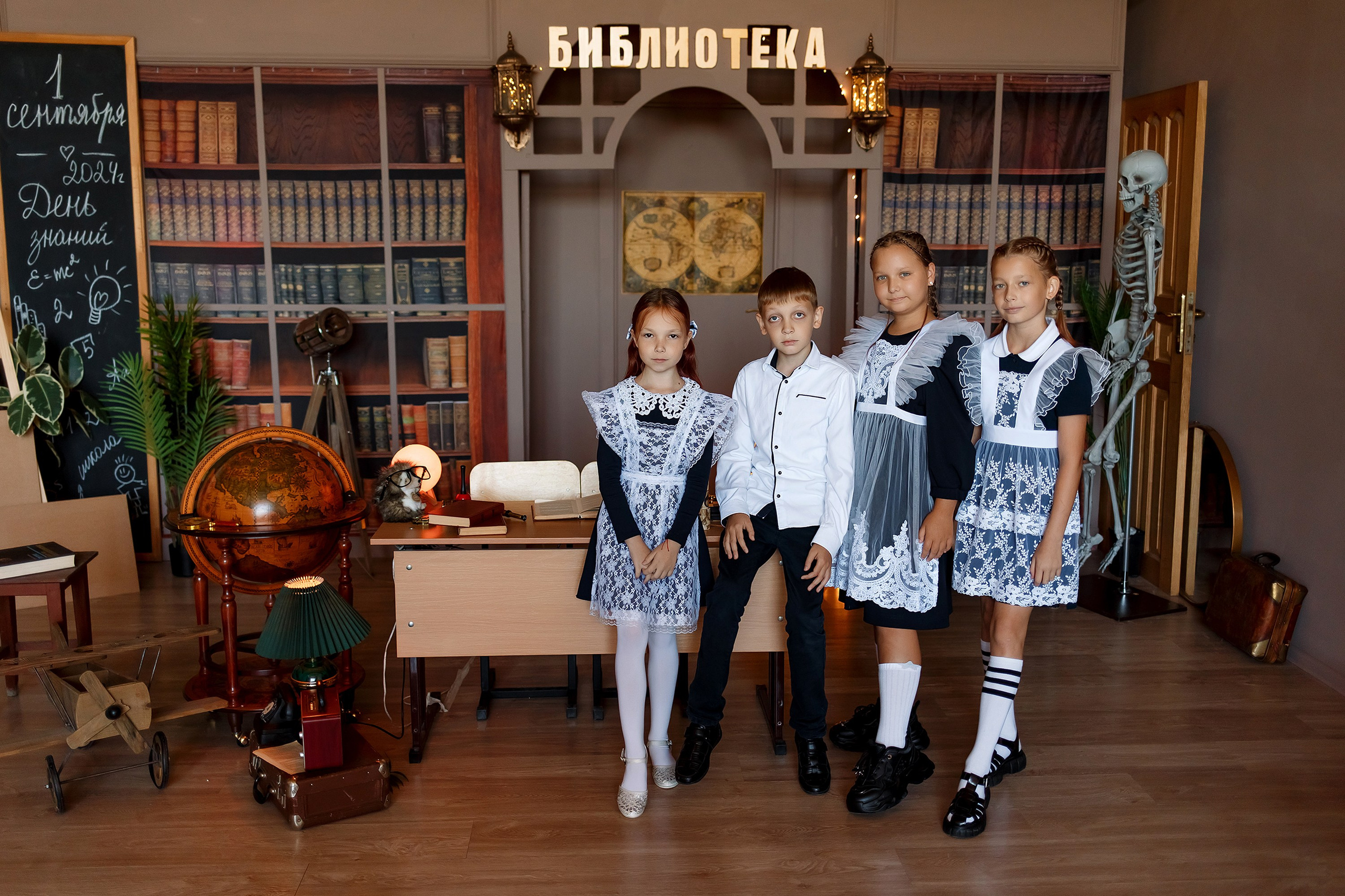 4 класс фотосессия в фотостудии. Фотограф Любовь Корниенко, Примоский край