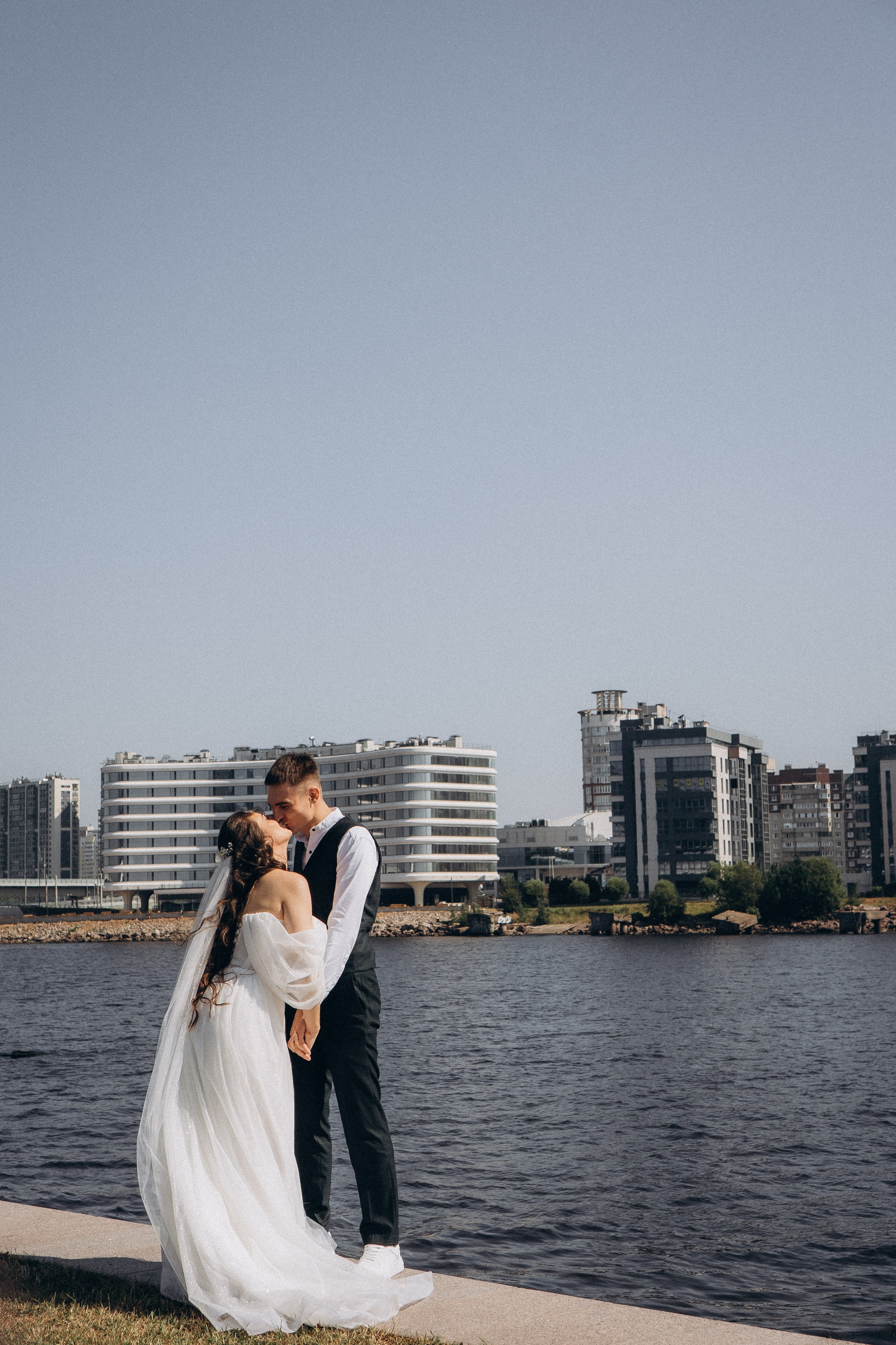 СВАДЕБНАЯ СЬЕМК В ПАРКЕ 300-ЛЕТИЯ. Профессиональный фотограф, Санкт-Петербург — Виктория Богомолова