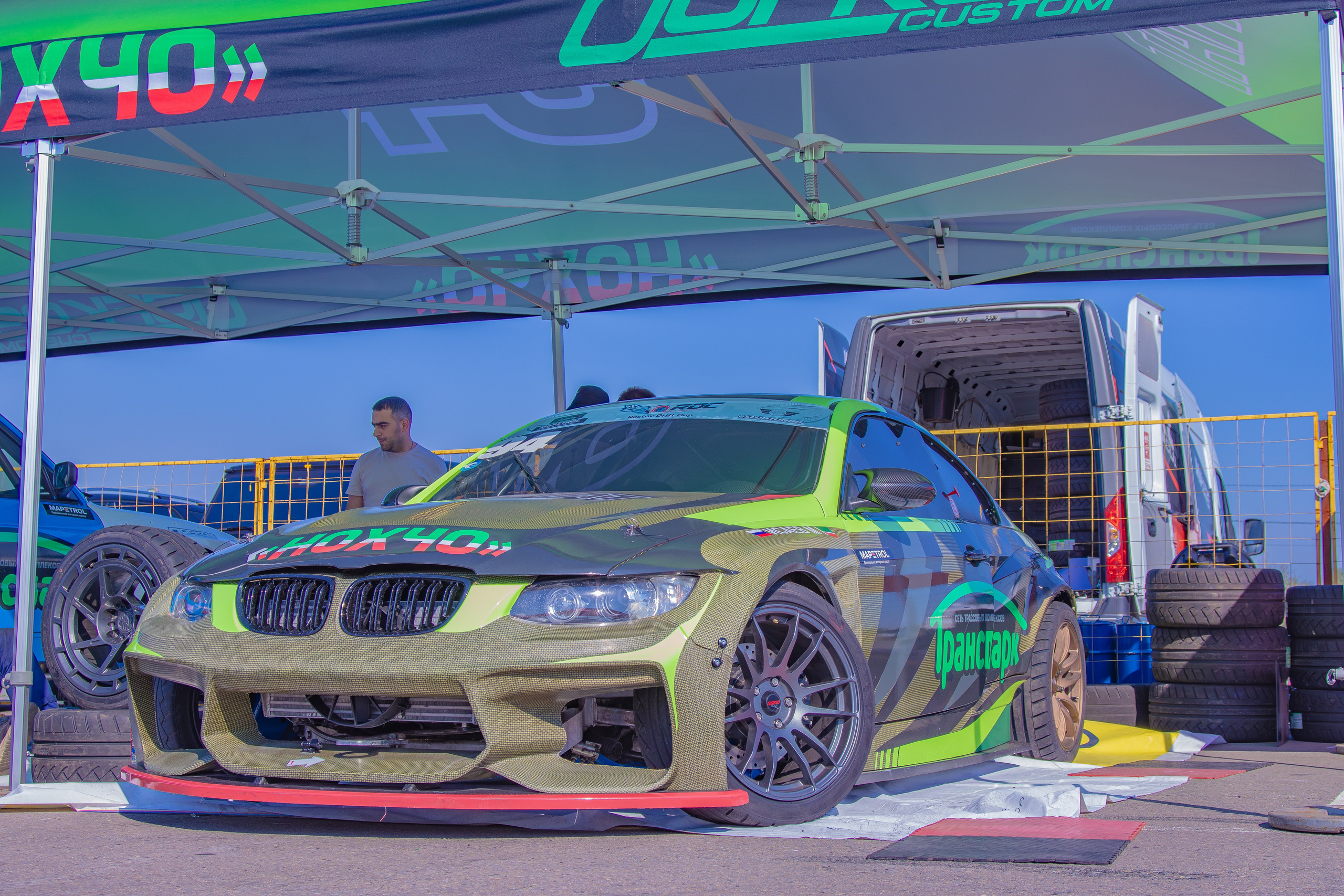 Фотосъёмка профессионального дрифта в Ростов-на-Дону. Портретный фотограф в Ростове-на-Дону Антон Казарин