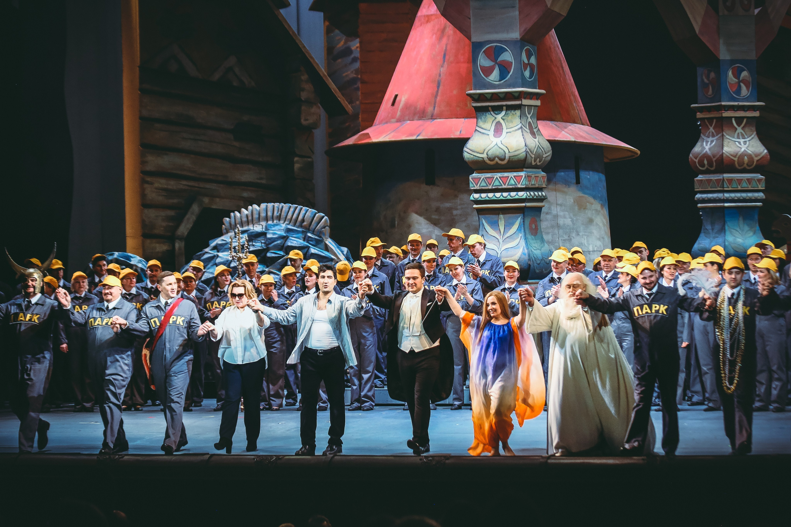 Парк древнерусского периода: премьера «Садко» Чернякова в Большом театре. Дарья Письменюк / Darya Leitstern — фотограф, музыкант, журналист, путешественник