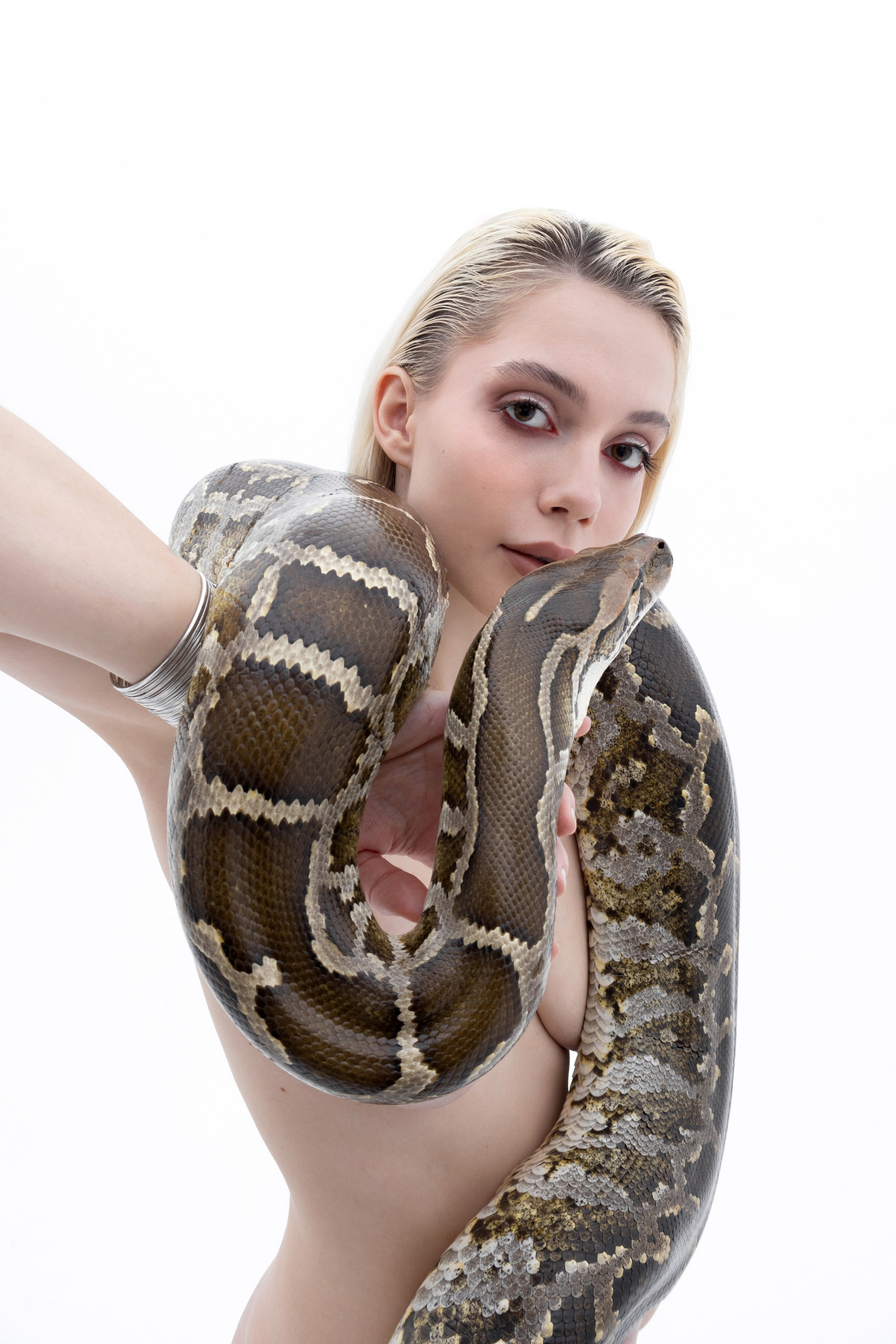 Эротическая фотосессия Красноярск, фотосессия в белье, фото ню, фото без одежды, снепы для моделей, эротическая съемка, съемка для вебкам