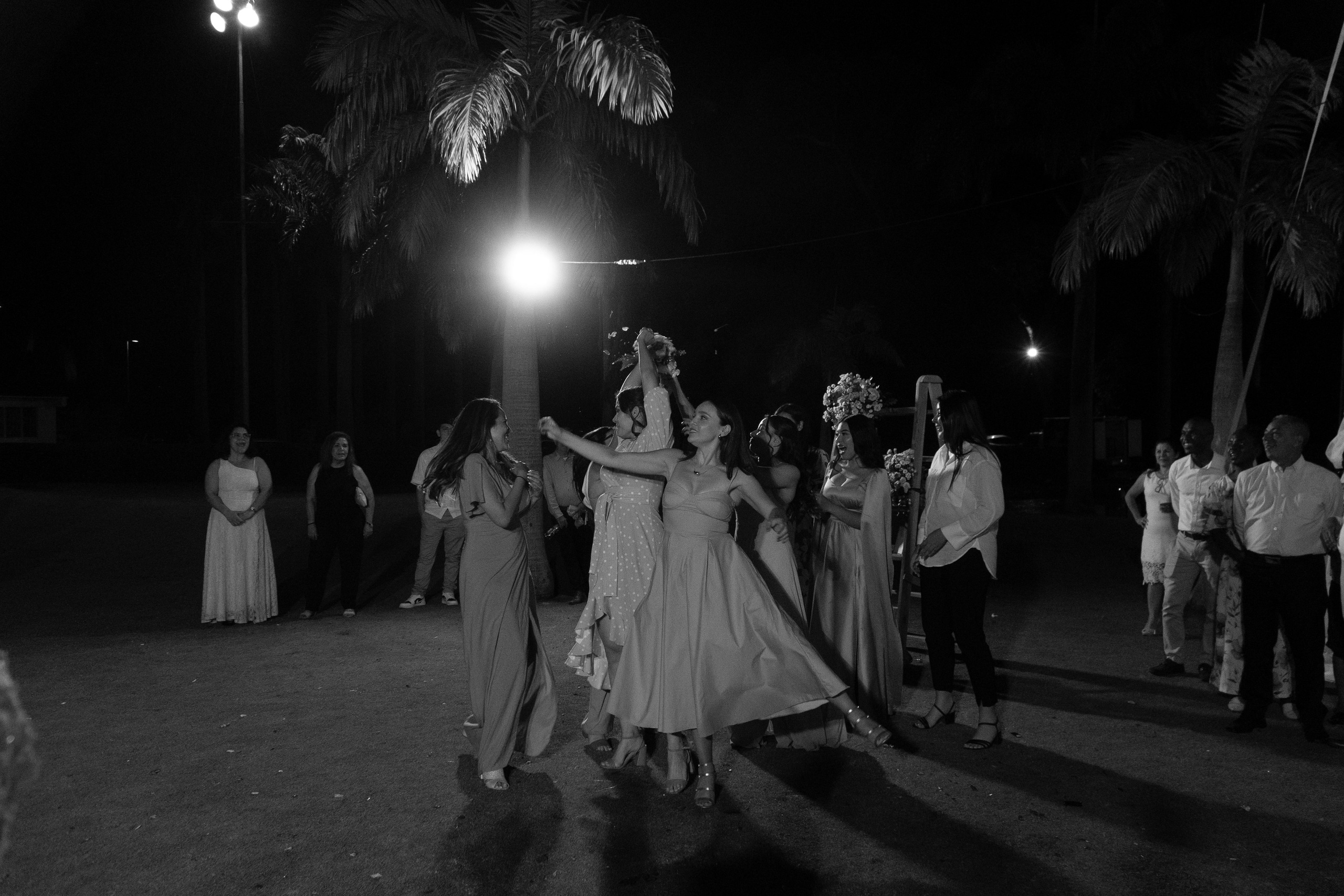 Carola & Gerson. Wedding Photographer in Barcelona and Medellin