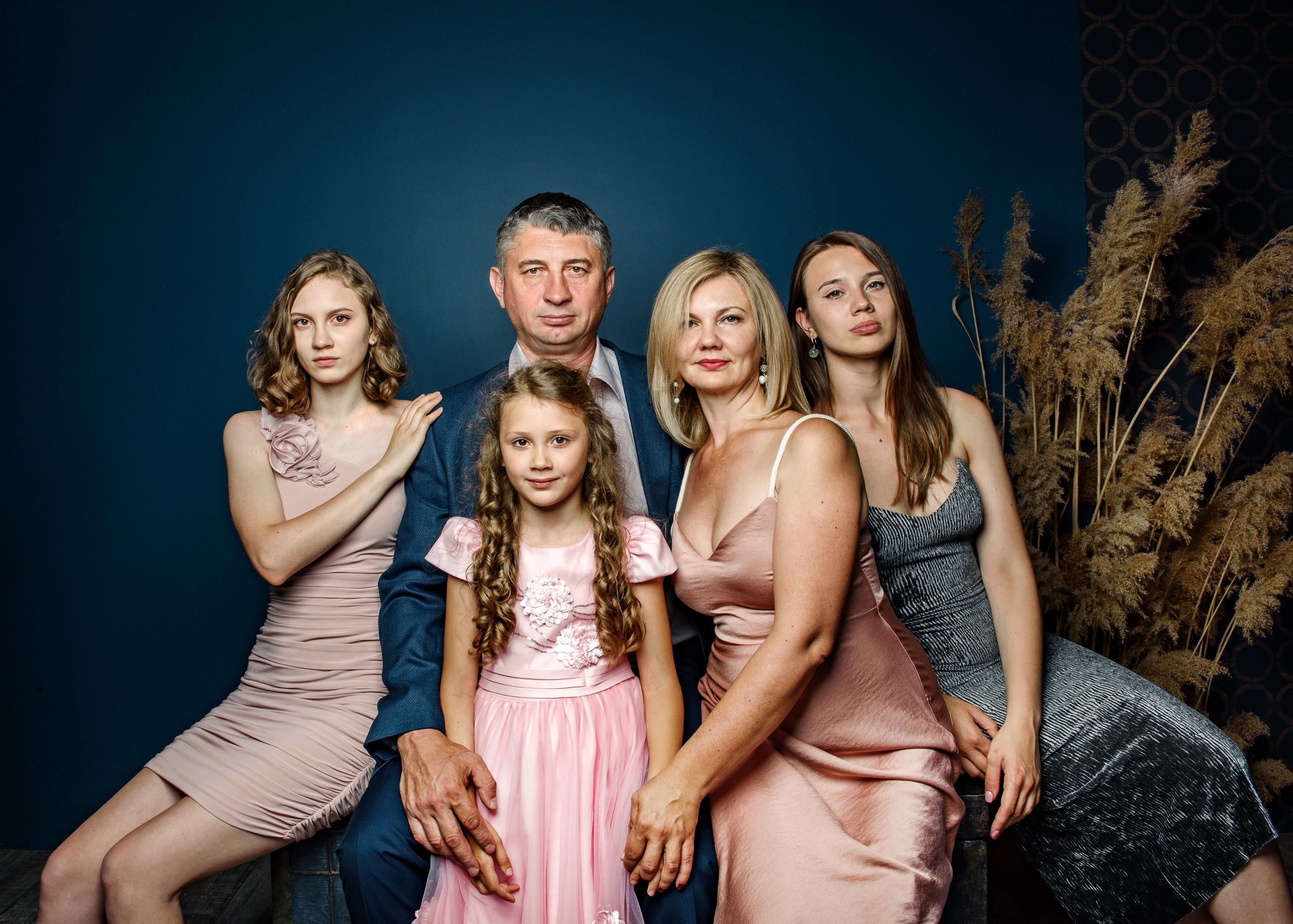 Family 11.07.20. Спасибо за проявленный интерес к моему творчеству! Меня зовут Россохат