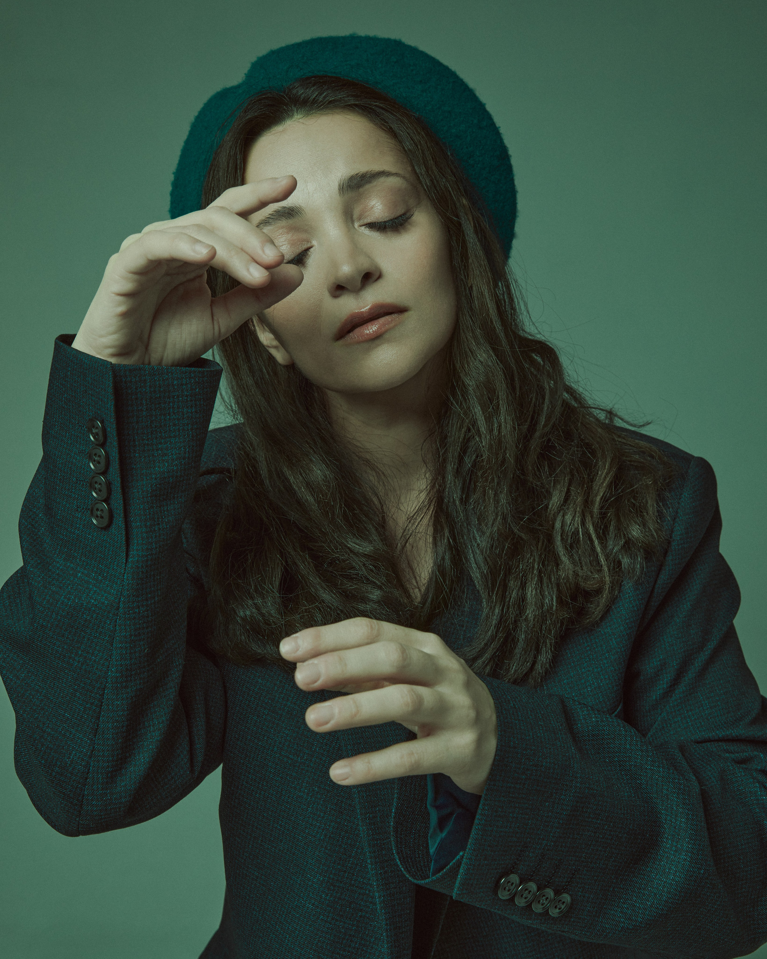 ТЕОНА ДОЛЬНИКОВА. Оксана Кузь|фотограф и продюсер