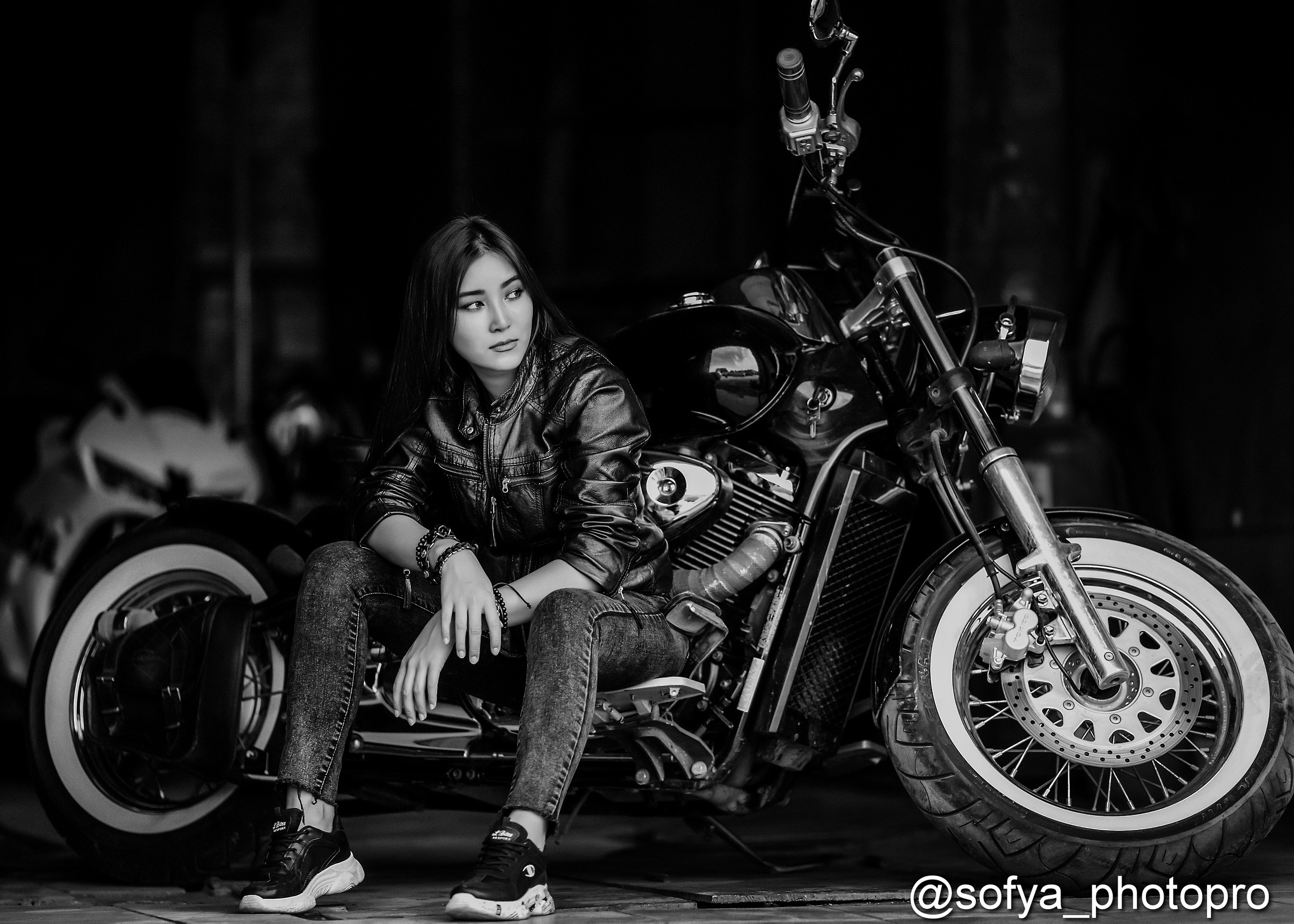 Фотосессии на мотоциклах. Фотограф Софья Васильковская