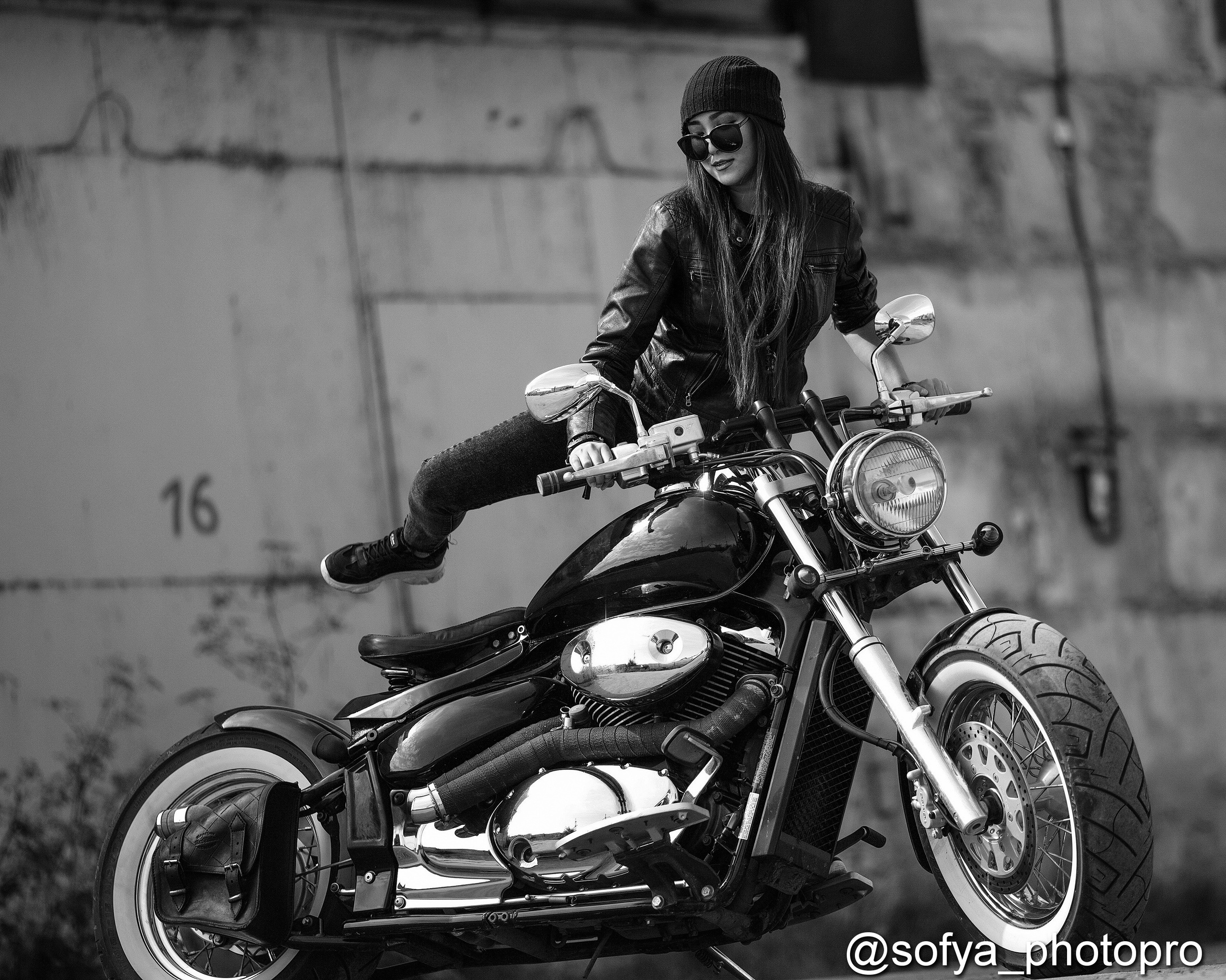 Фотосессии на мотоциклах. Фотограф Софья Васильковская