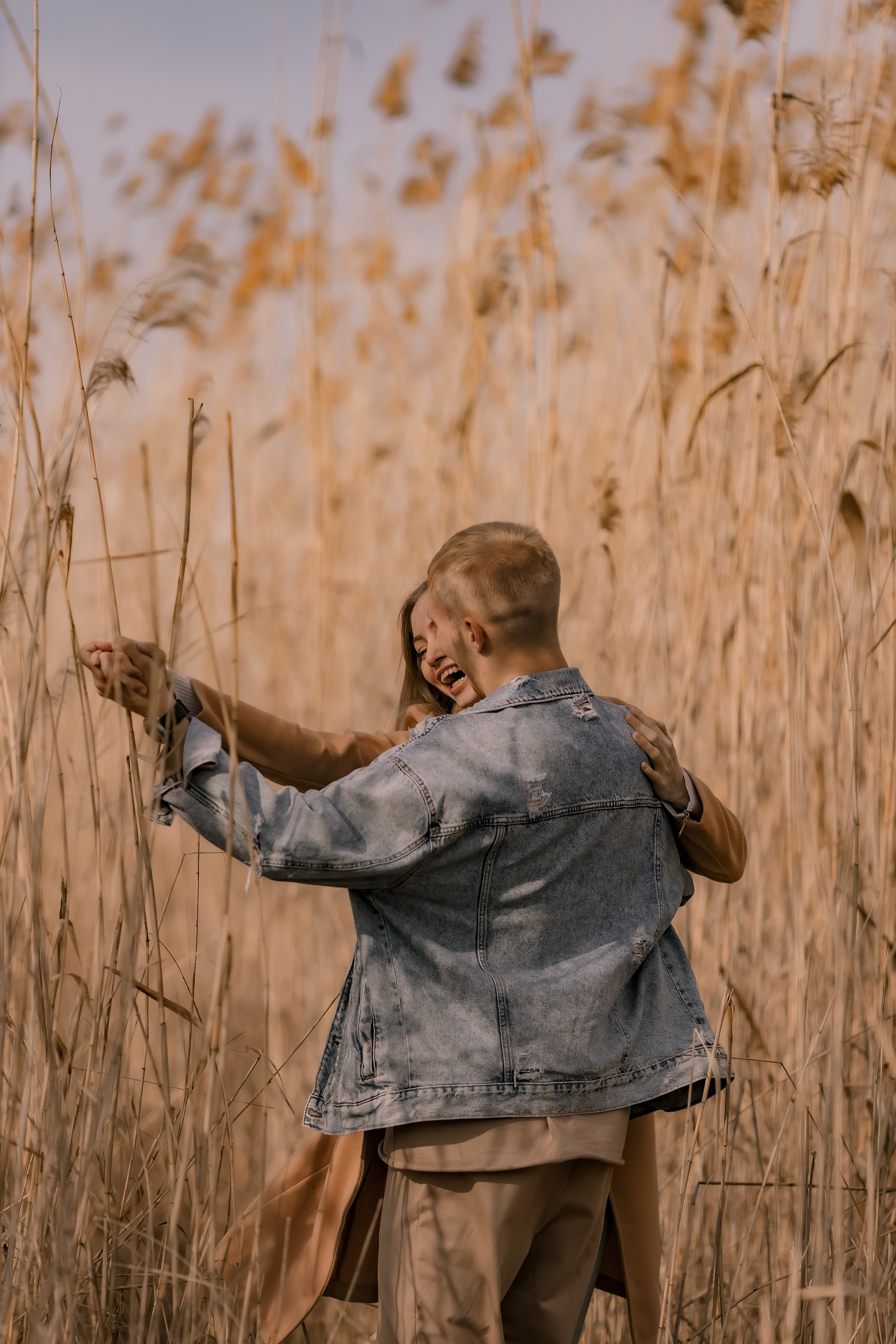 Лавстори фото. Весенняя фото прогулка. Фотограф Софья Васильковская