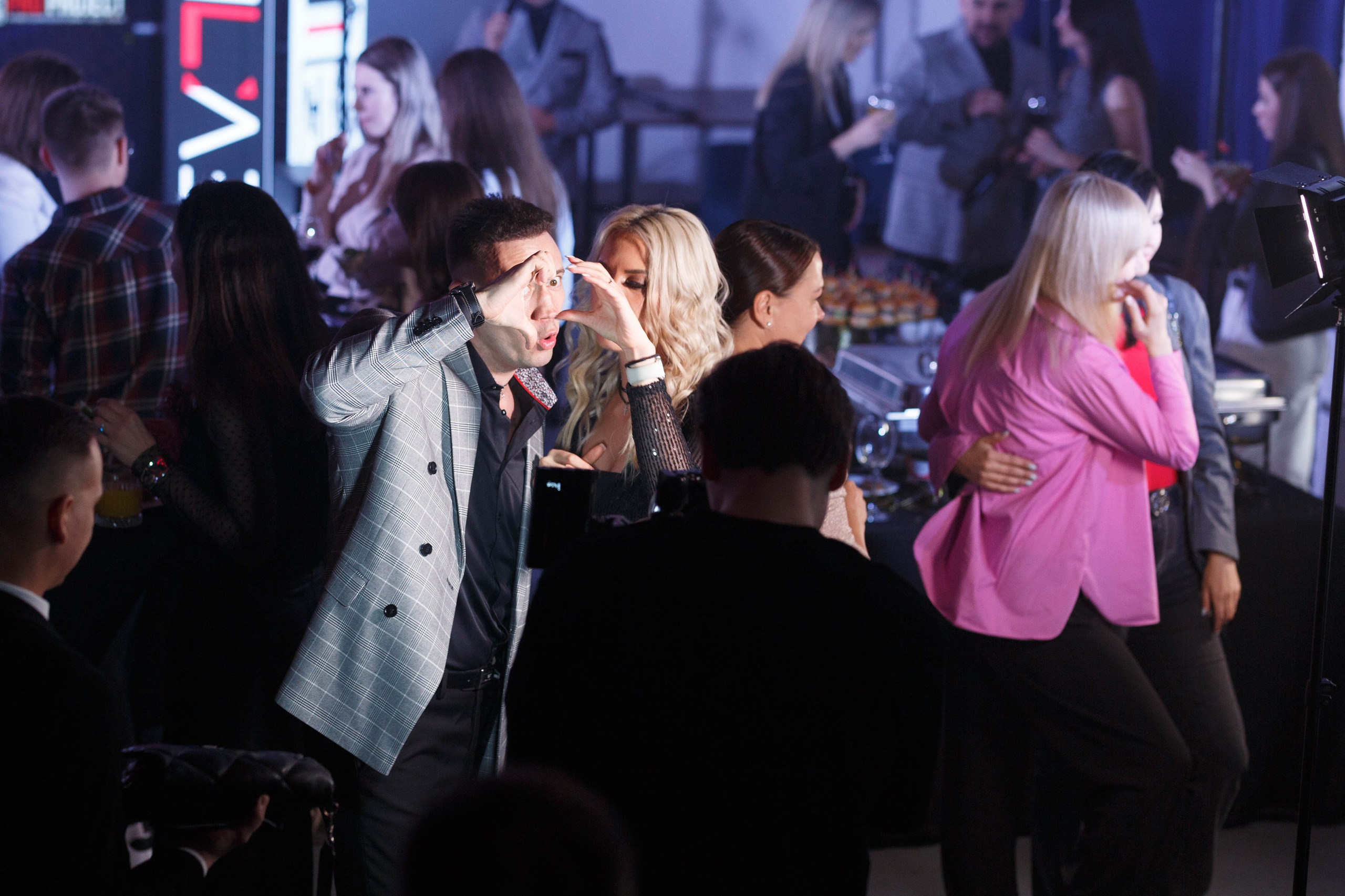 EventEffect HR вечеринка. Репортажный и портретный фотограф во Владивостоке Шегай Андрей