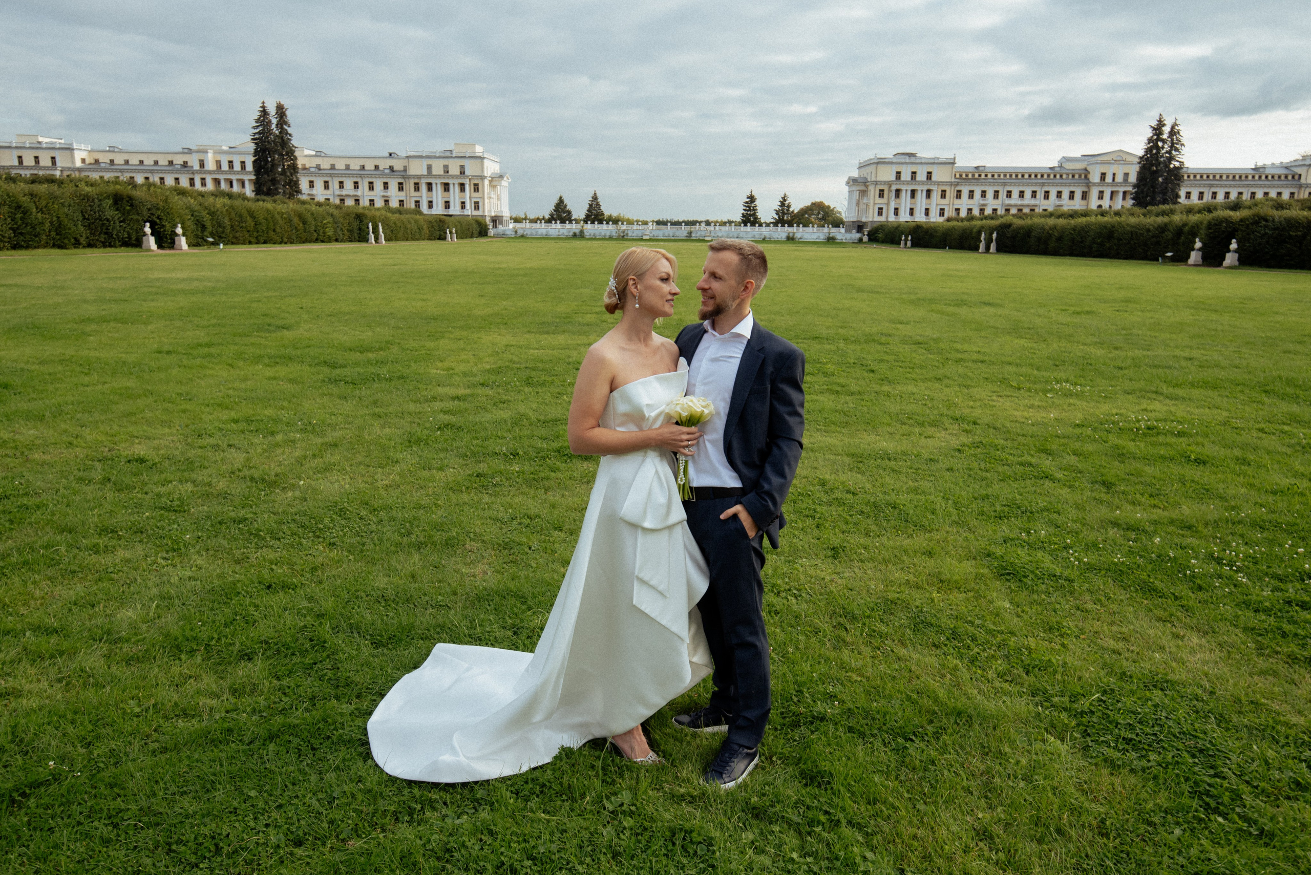 Свадьба Кутузовский загс и Архангельское. Анастасия Петрович фотограф, фотокорреспондент в Москве и Санкт-Петербурге. Фотосъёмка репортажа, мероприятия, корпоративная съёмка, контент
