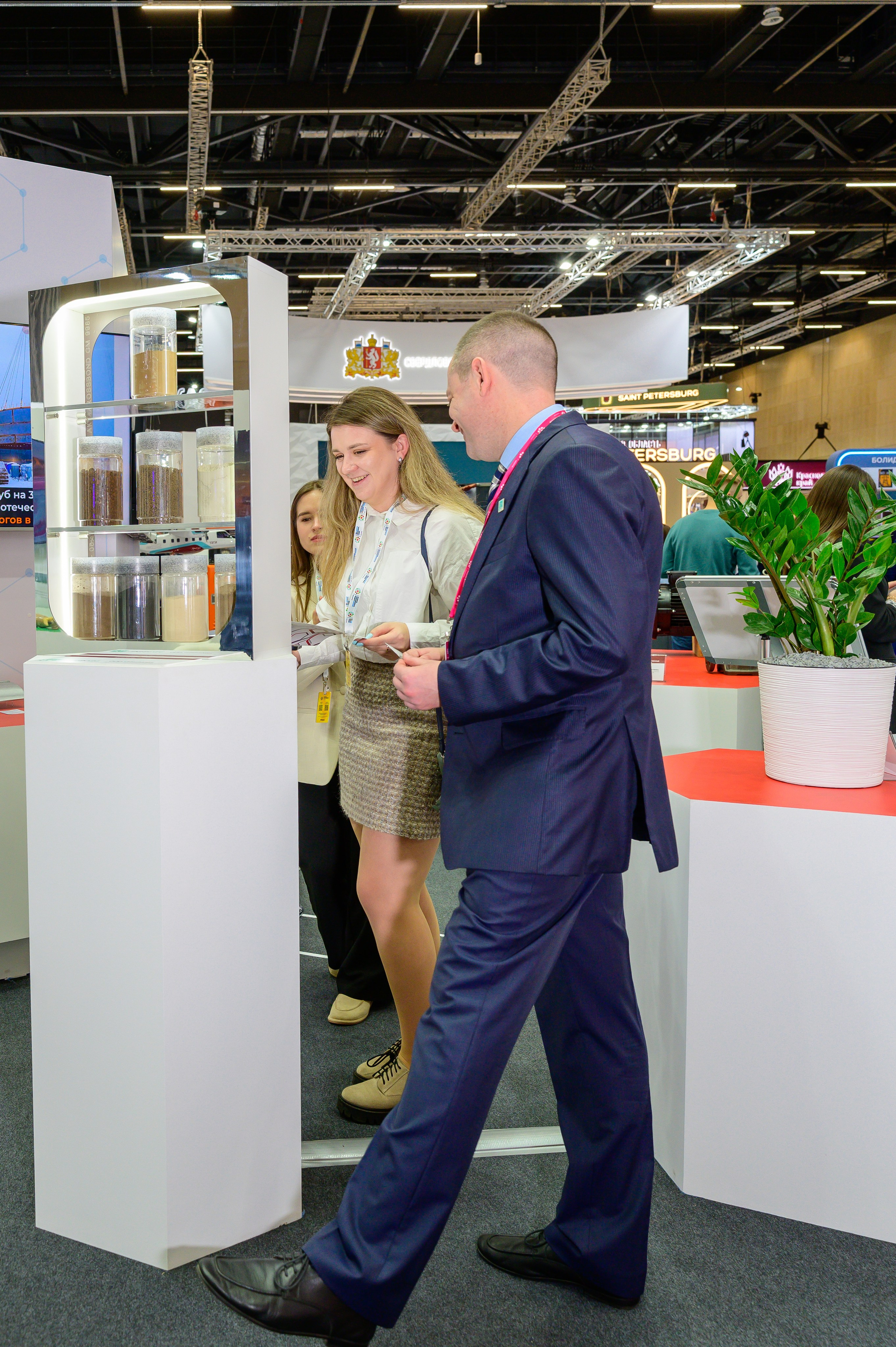 BigindustrialweekBelarus. Фотоуслуги, услуги фотографа, фотографирование важных событий