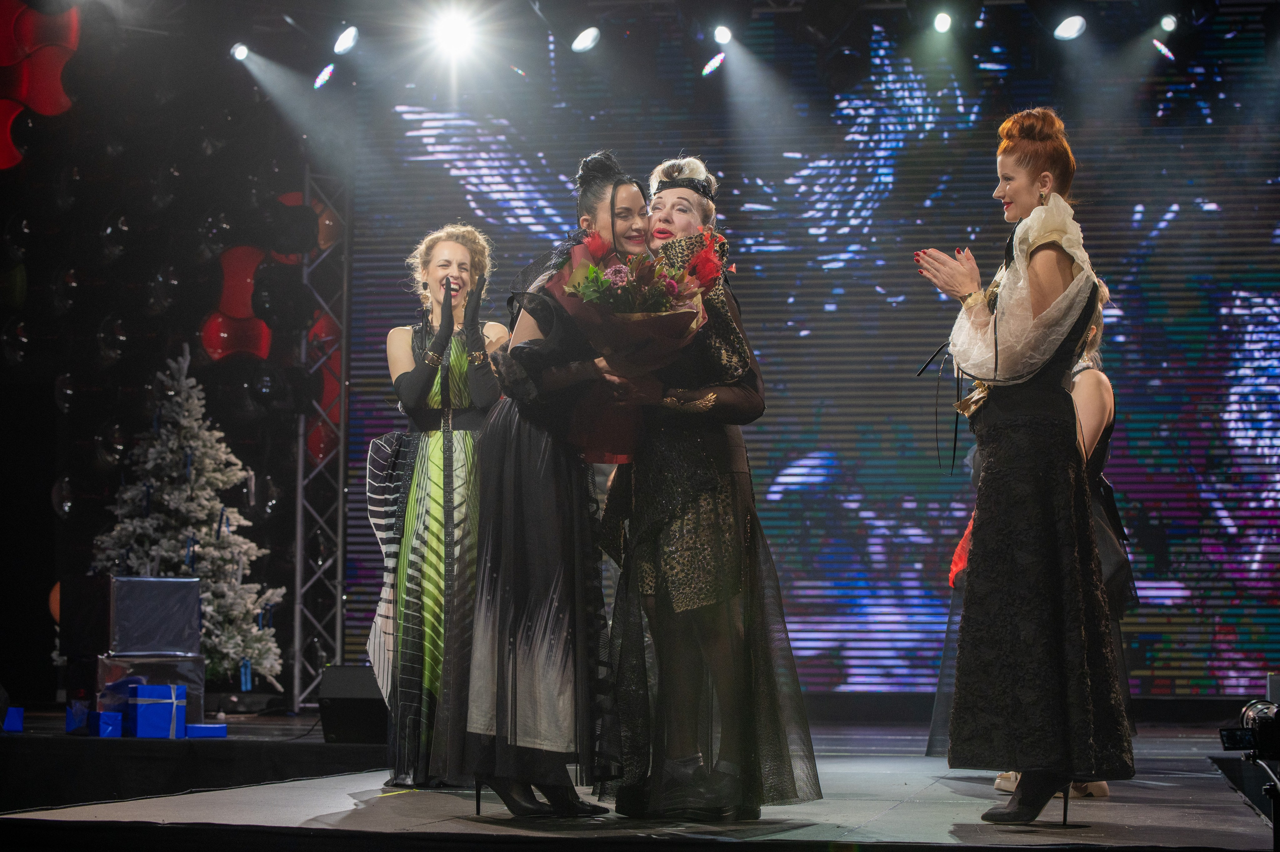 Большая новогодняя тусовка. Фотоуслуги, услуги фотографа, фотографирование важных событий