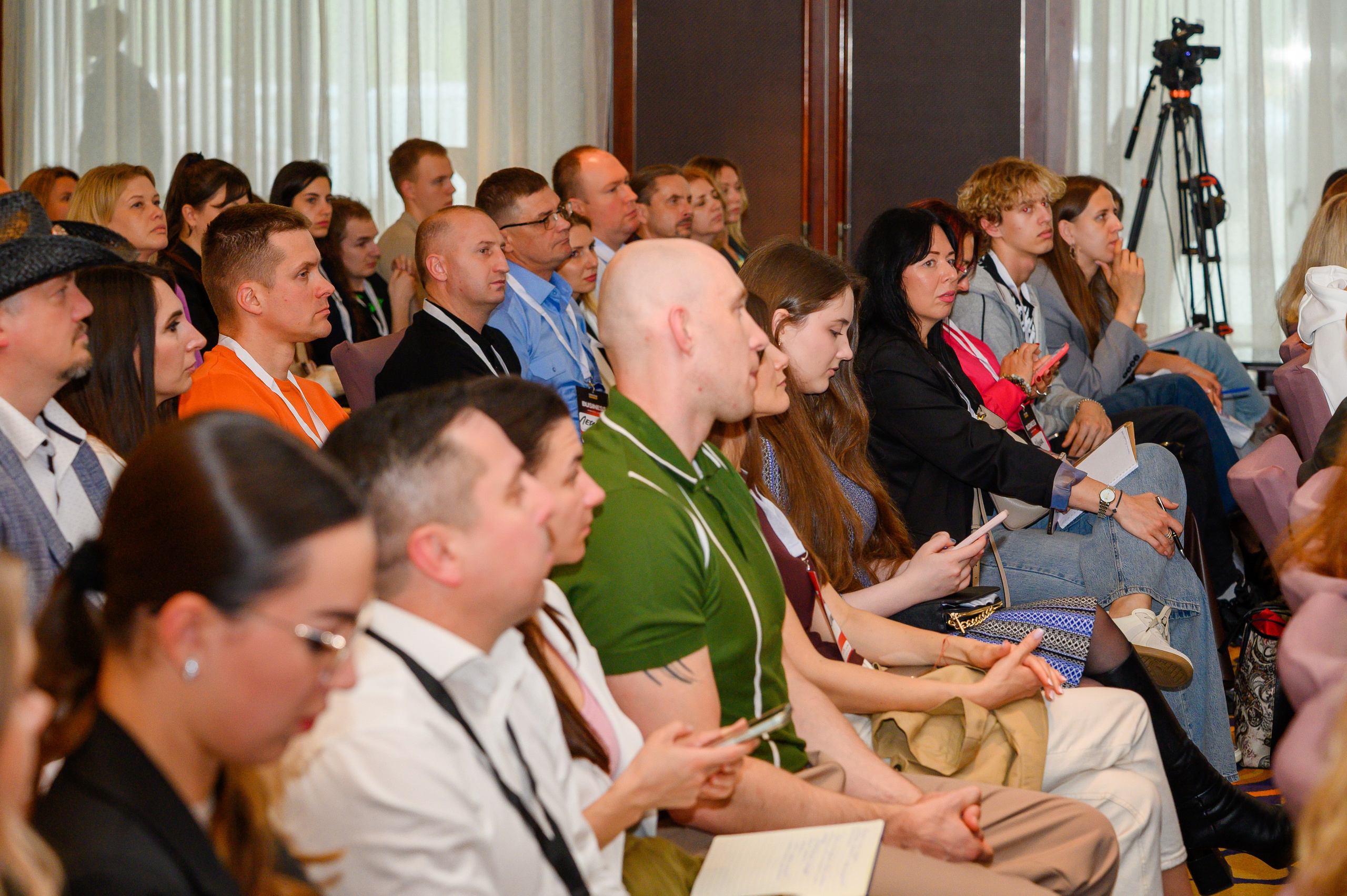 Репортажная съемка с открытия магазина. Фотоуслуги, услуги фотографа, фотографирование важных событий