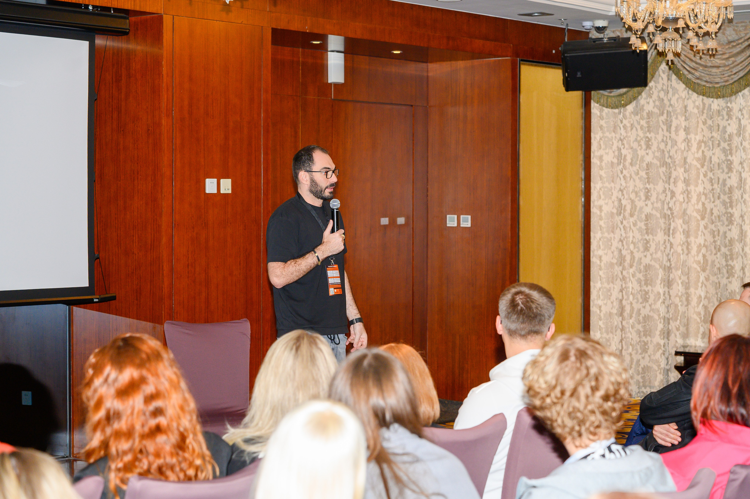 Репортажная съемка с открытия магазина. Фотоуслуги, услуги фотографа, фотографирование важных событий