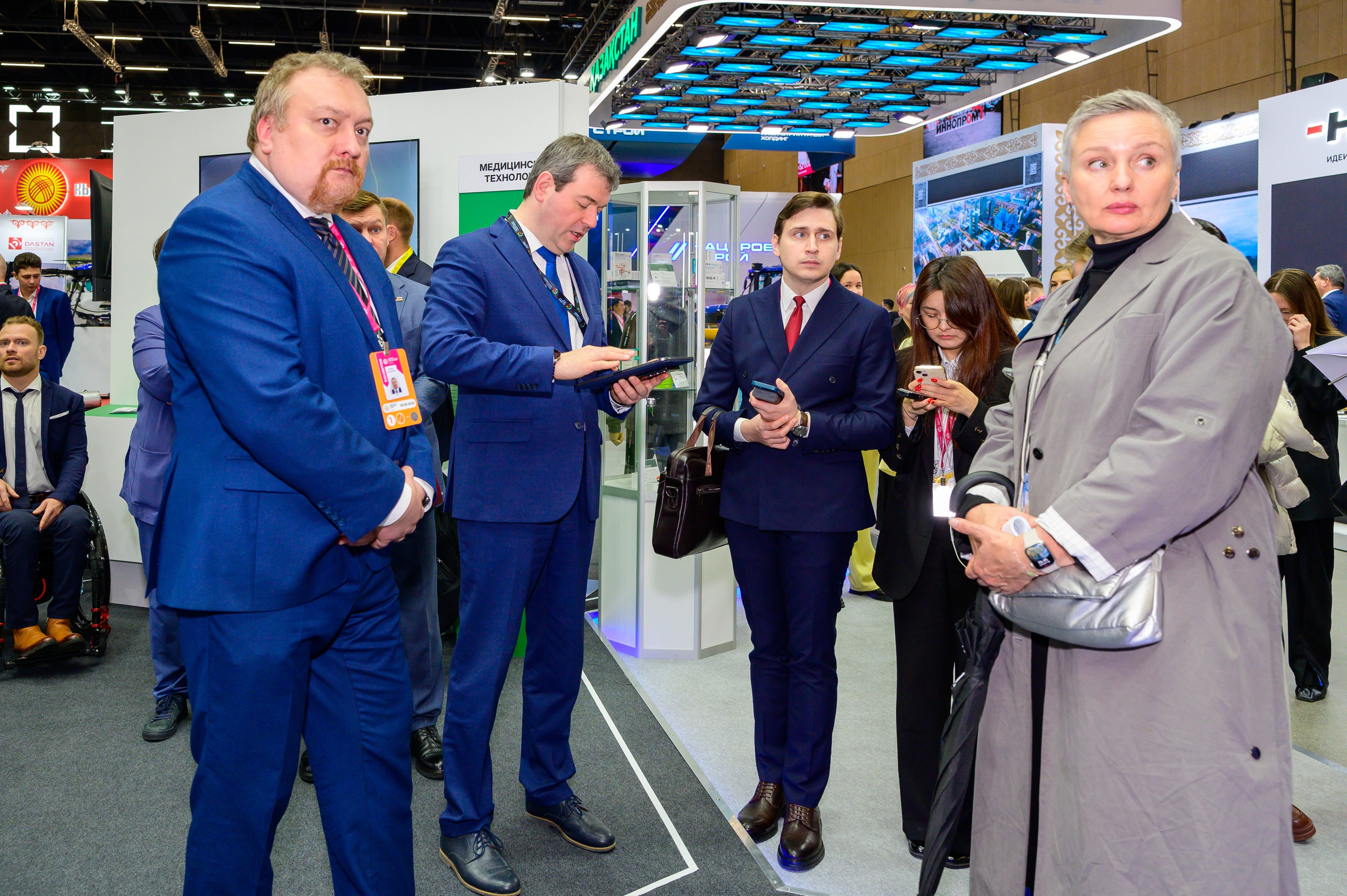 BigindustrialweekBelarus. Фотоуслуги, услуги фотографа, фотографирование важных событий