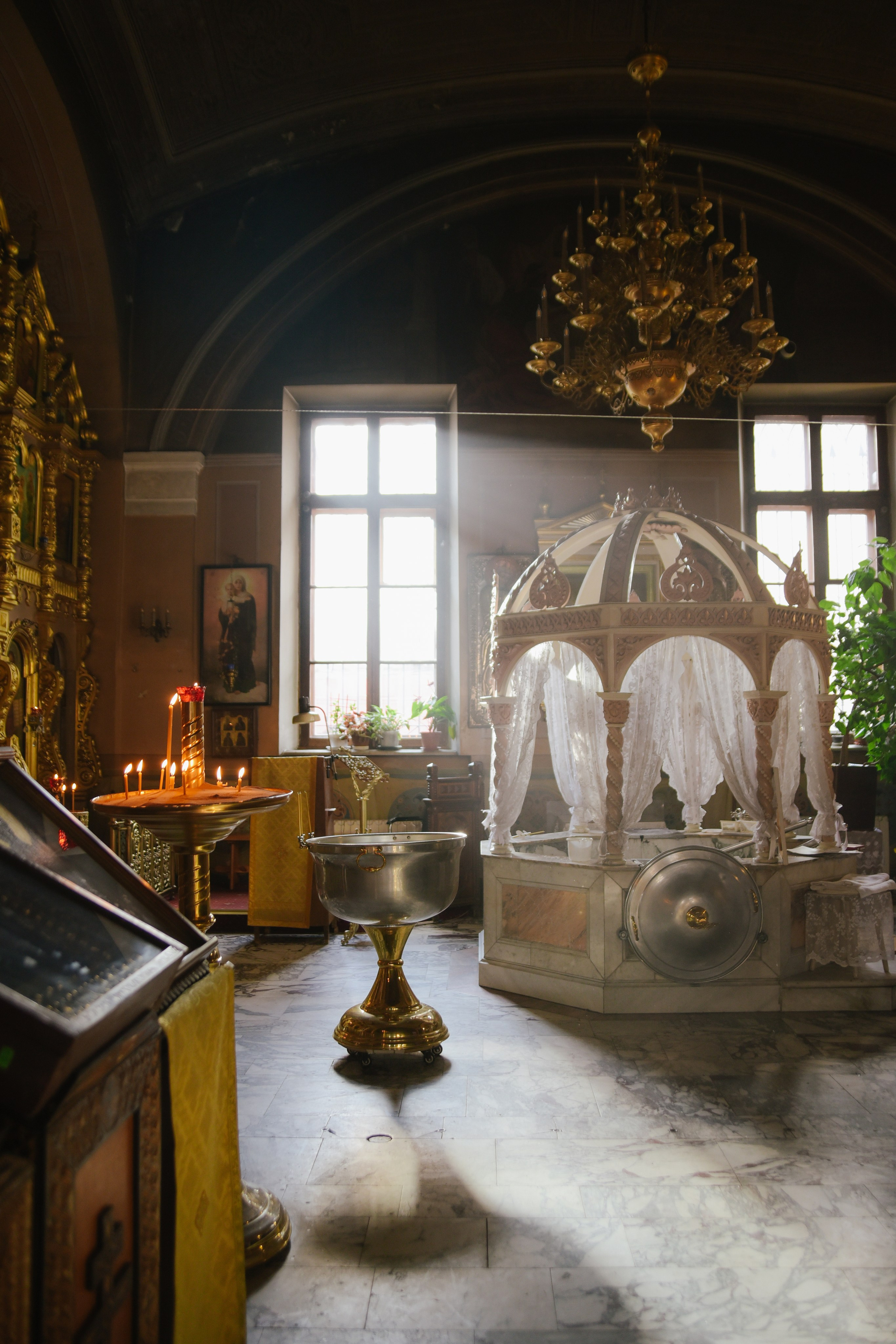 Таинство крещения Савва Храм Воскресения Словущего в Даниловской Слободе. Фотограф Лола Волна, город Москва