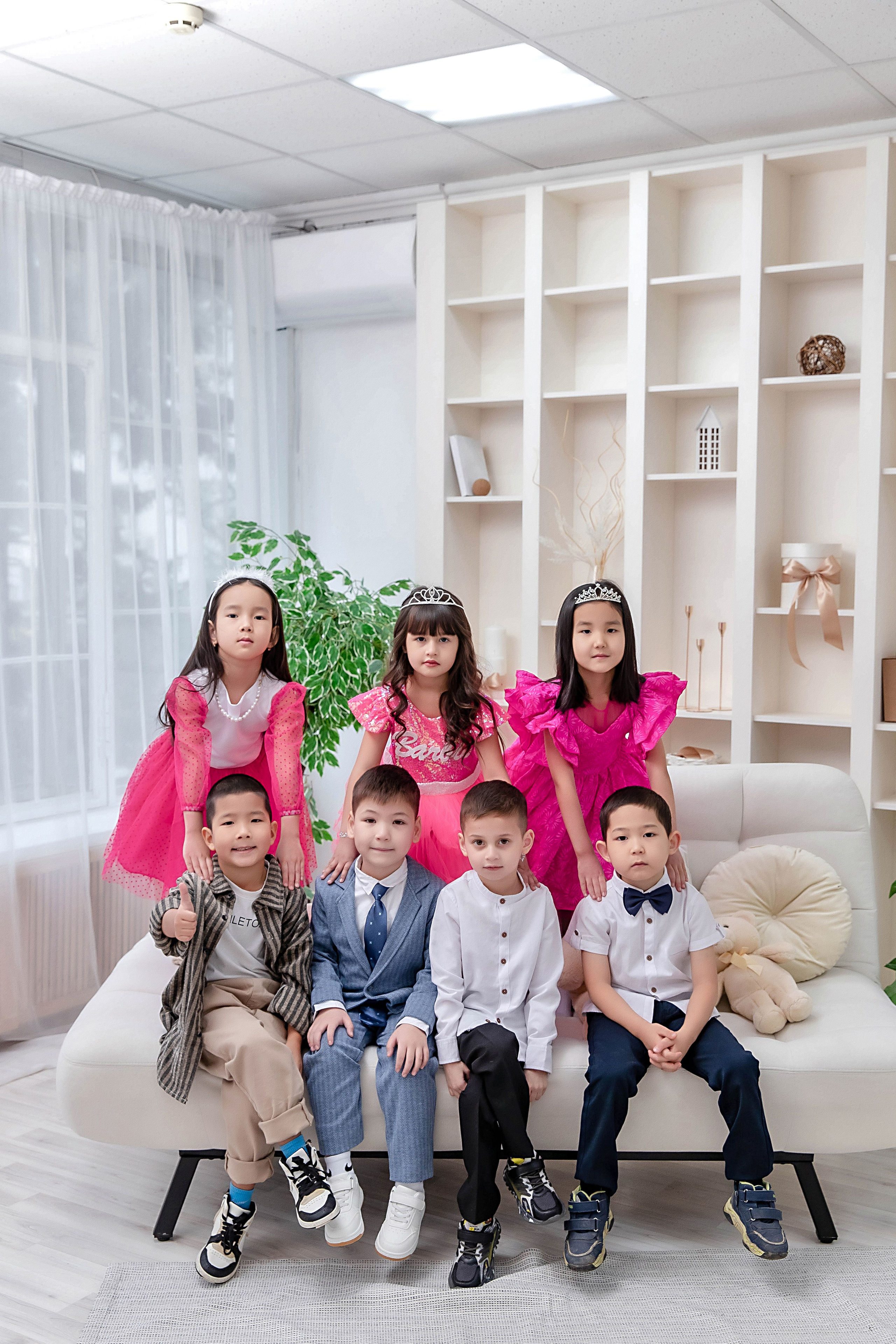 Выпускные (школьные) альбомы (книги) в Ростове-на-Дону. Современные Выпускные Альбомы в Ростове-на-Дону