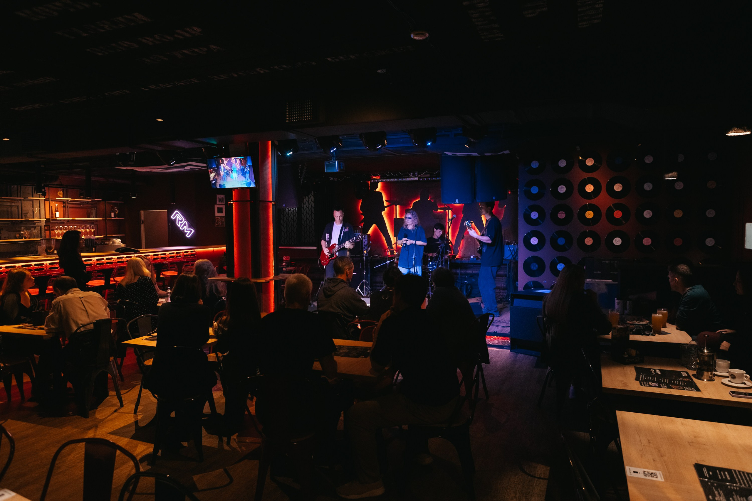Рок Бар РМ. Репортажный и семейный фотограф в Новосибирске Елена Каменева