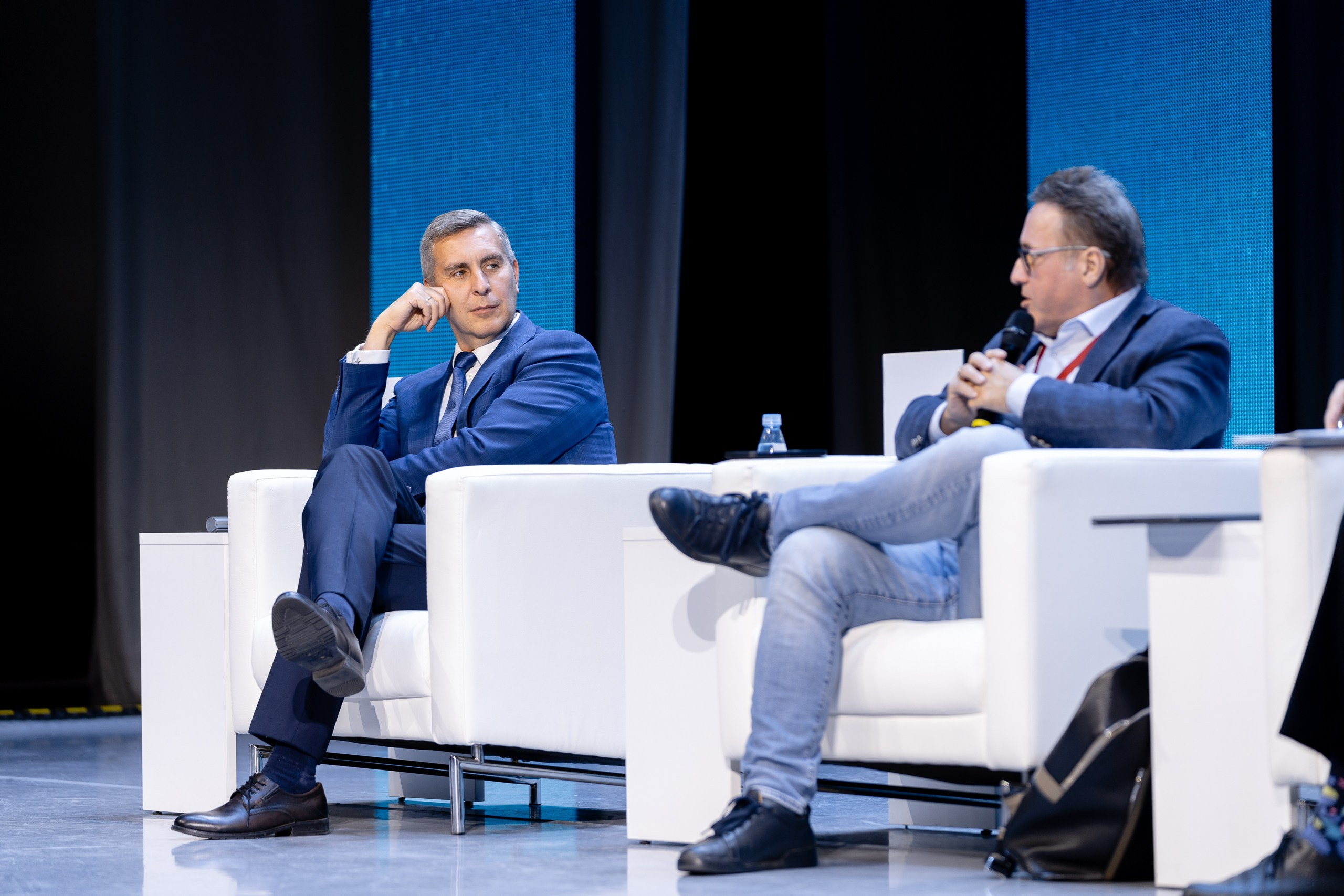 Медиафорум. Репортажный фотограф Красноярск Алекс Чампакхам