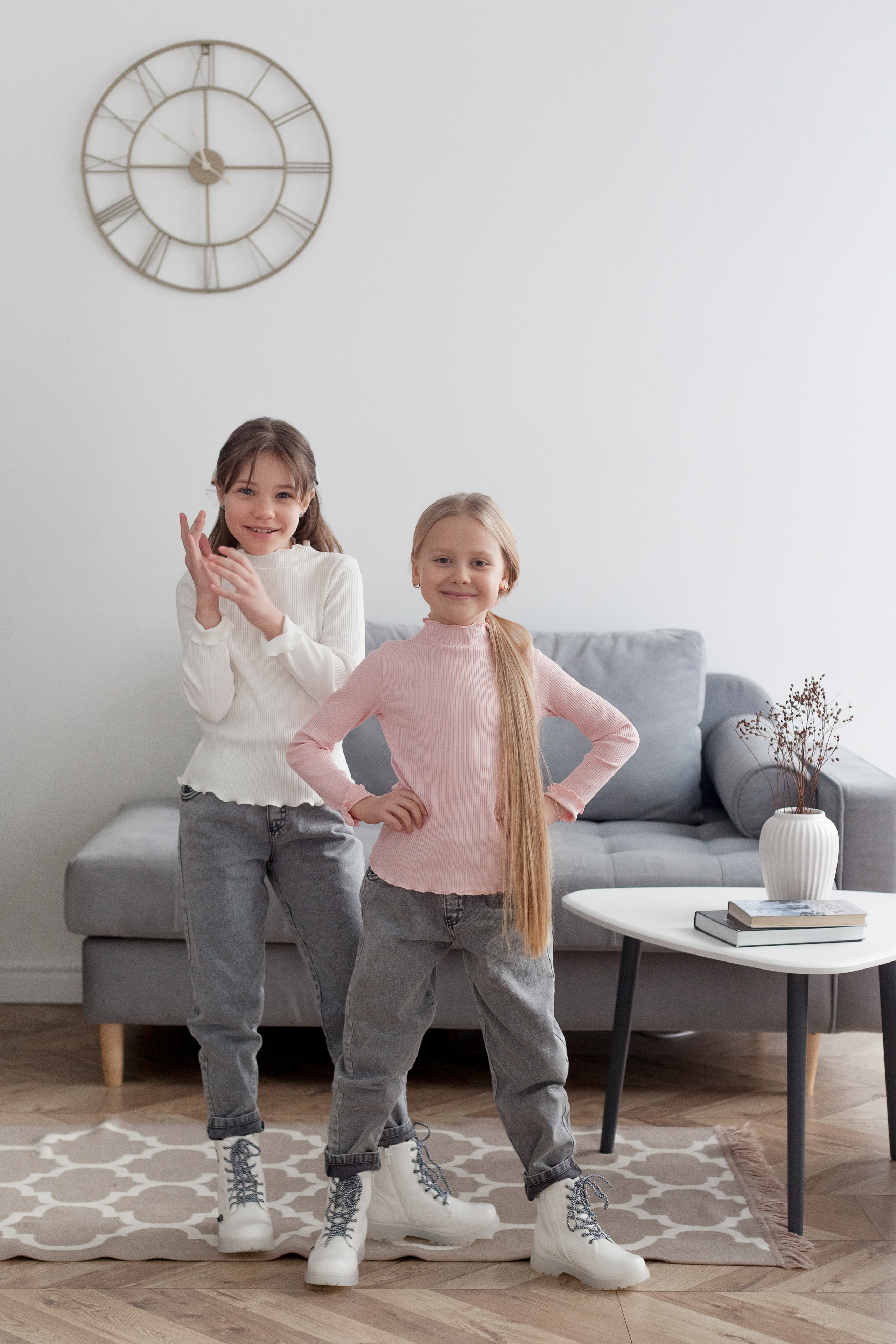 Контент съемка детская одежа Томский бренд MyAnya. Фотограф в Томске Юлия Постнова