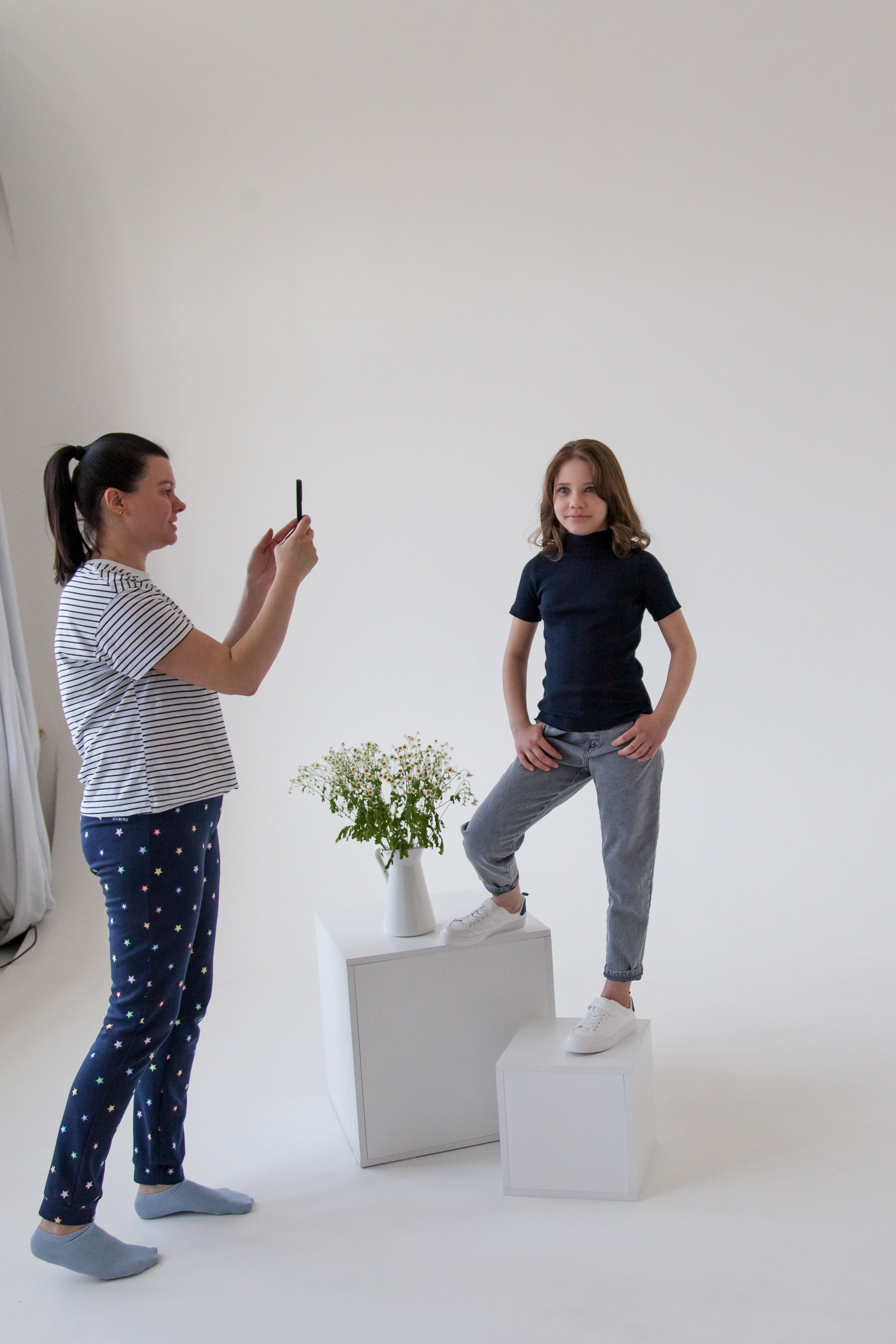 Контент съемка детская одежа Томский бренд MyAnya. Фотограф в Томске Юлия Постнова