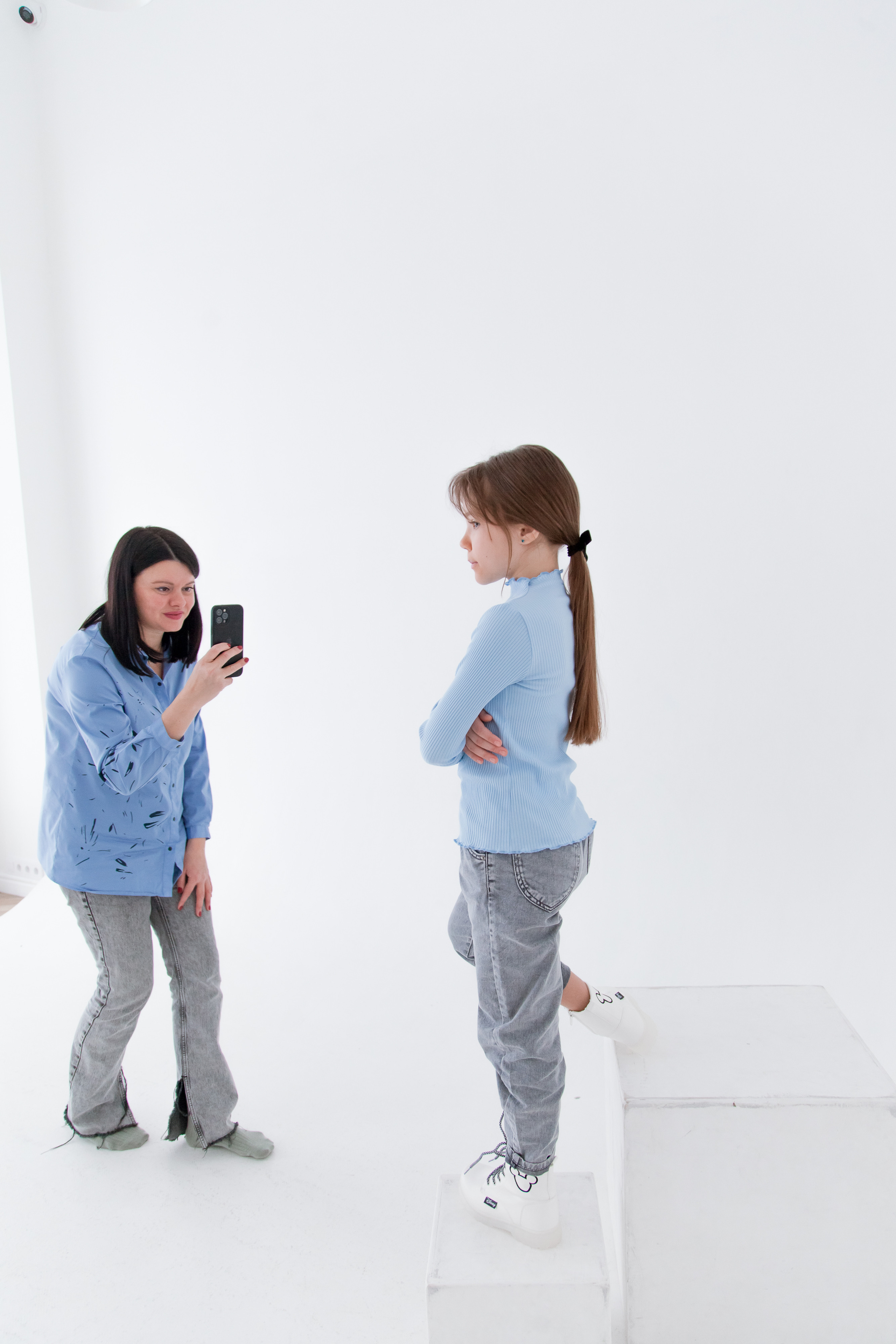 Контент съемка детская одежа Томский бренд MyAnya. Фотограф в Томске Юлия Постнова