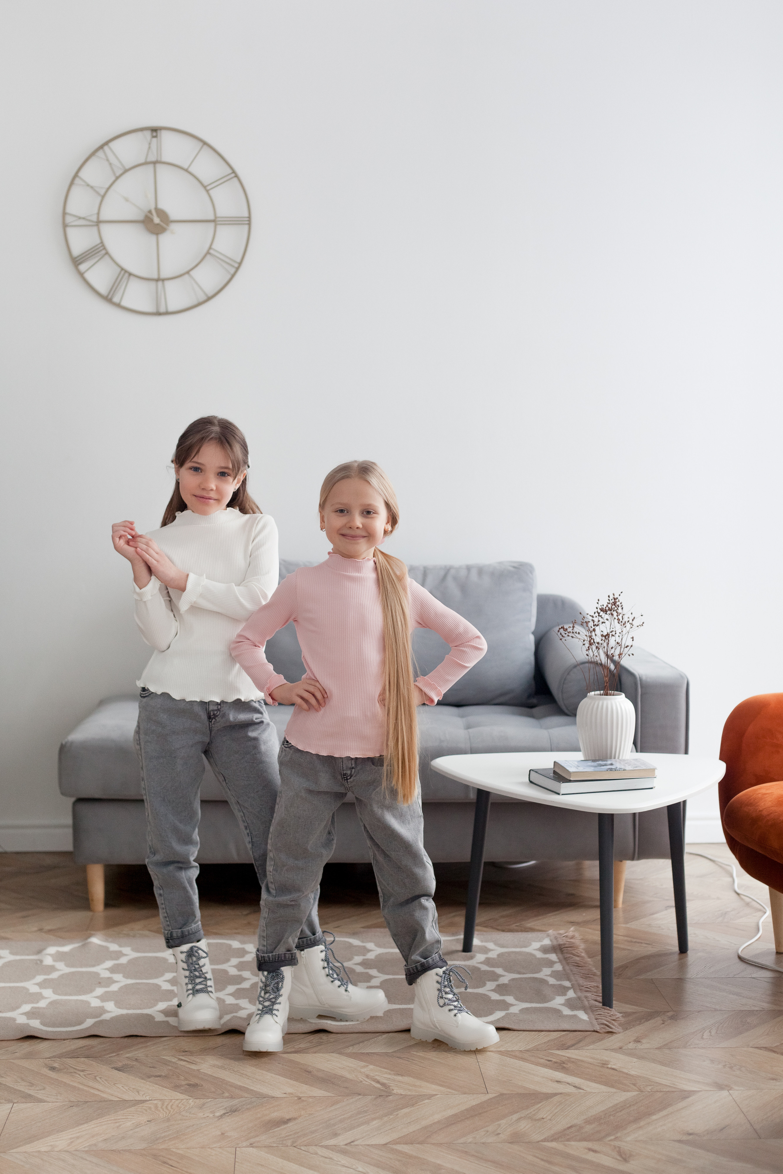 Контент съемка детская одежа Томский бренд MyAnya. Фотограф в Томске Юлия Постнова