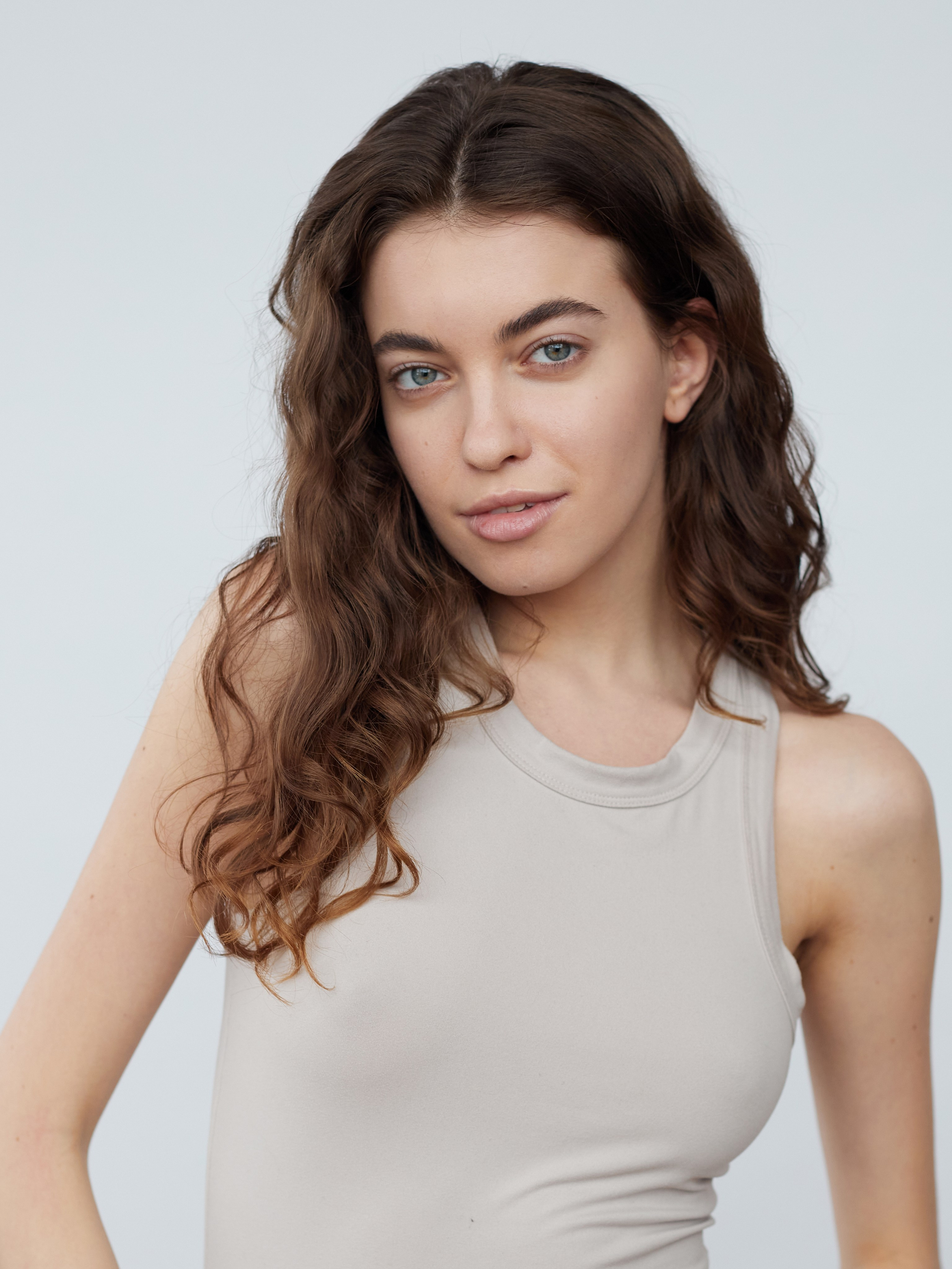 Ульяна (АР), 40-42 р-р, 176 см. KED Production — продакшн из СПб. Создаём фото, видео и контент, который помогает брендам и селлерам продавать больше