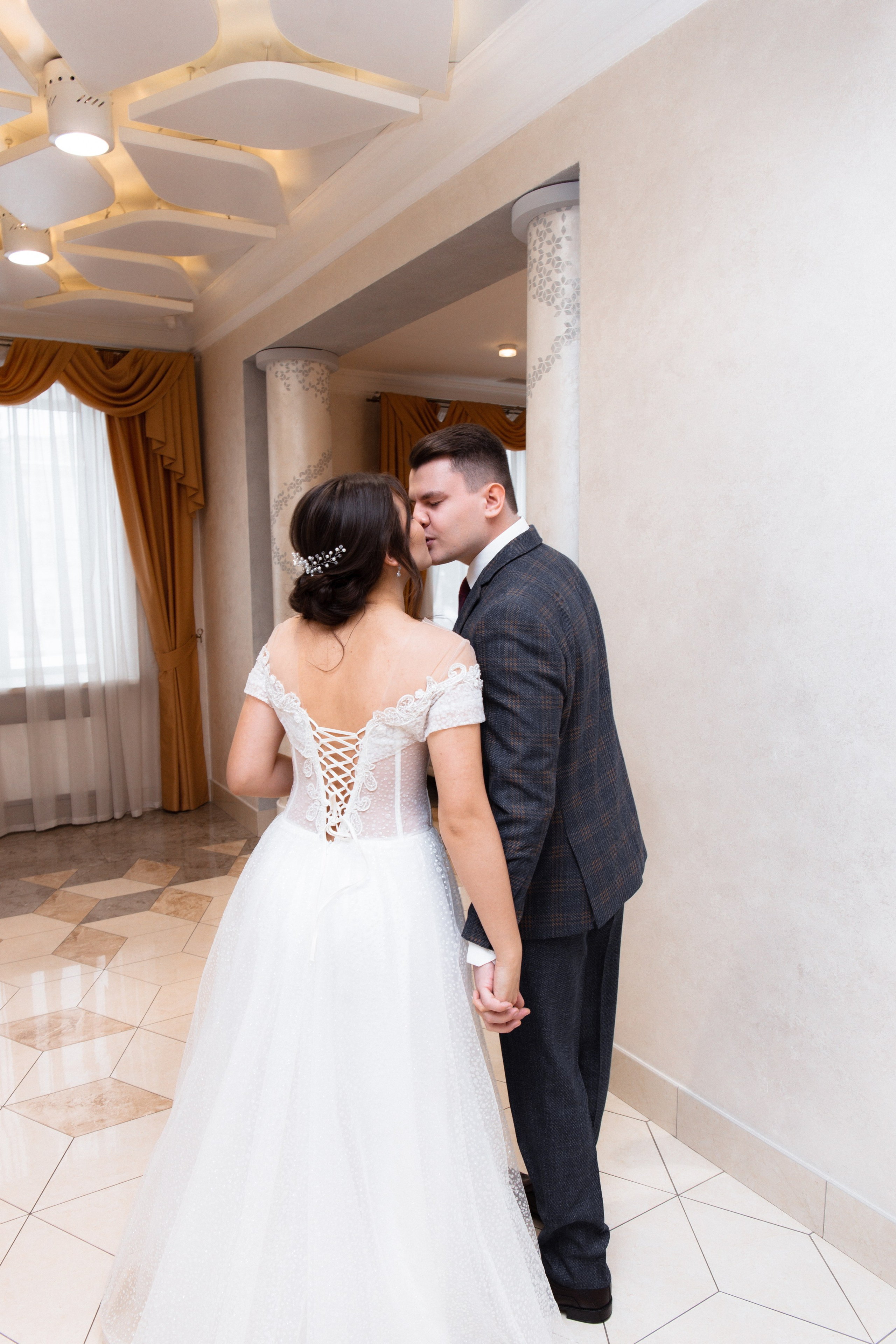 Александра и Вадим. Свадебный и портретный фотограф в Новосибирске Любовь Исакова